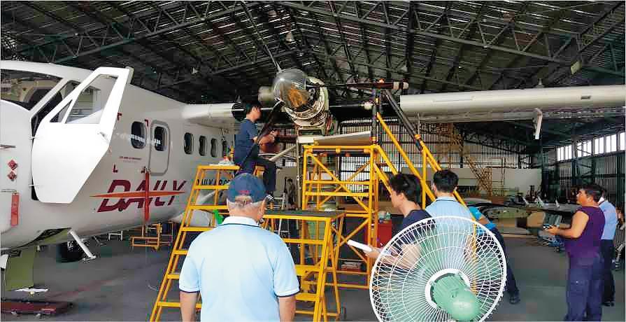 德安涉嫌浮報機隊維修費擴大虧損。（翻攝自德安航空官網）