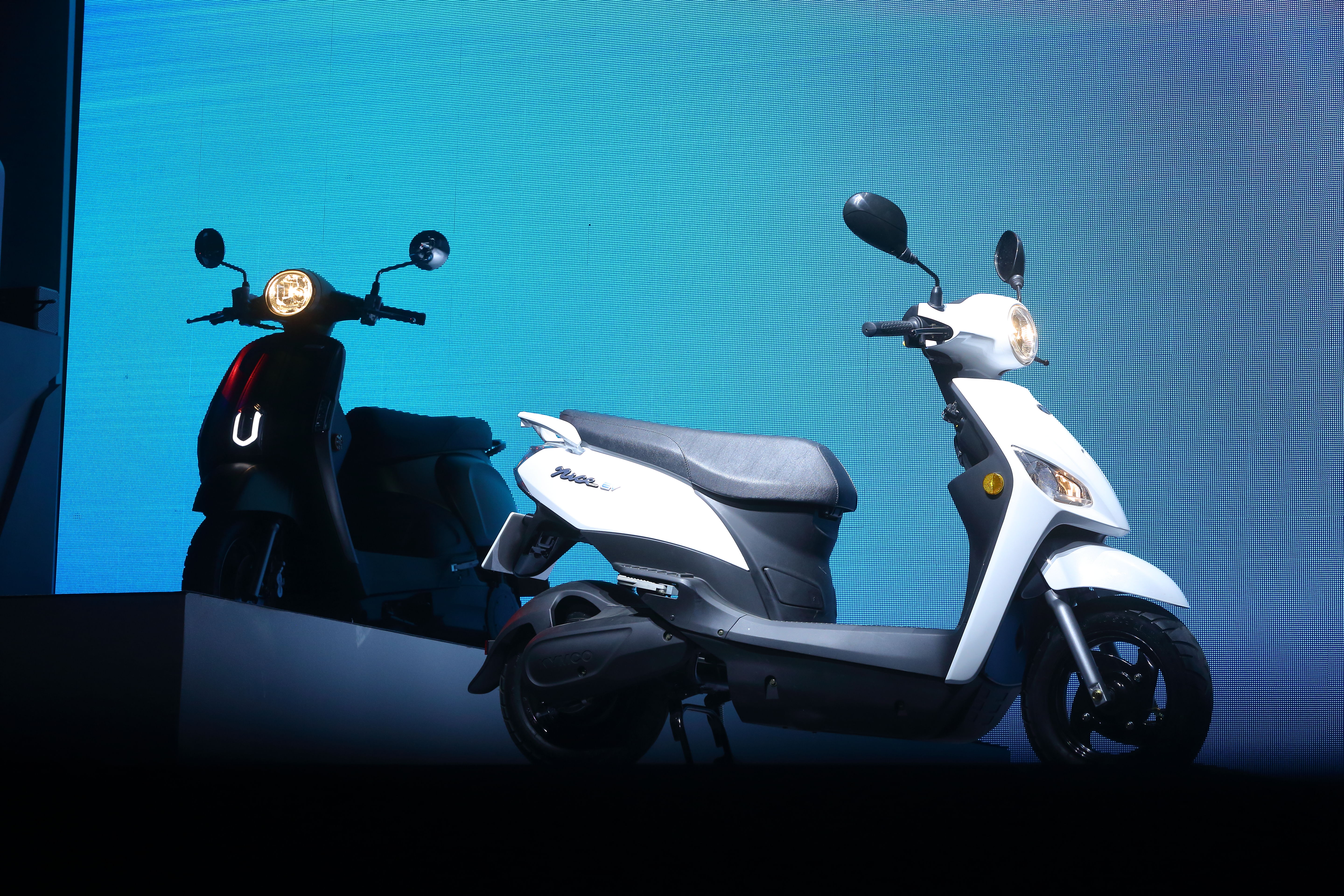 10月將推出的Nice 100 EV ，扣除淘汰二行程新購補助，最低只要2.98萬元。