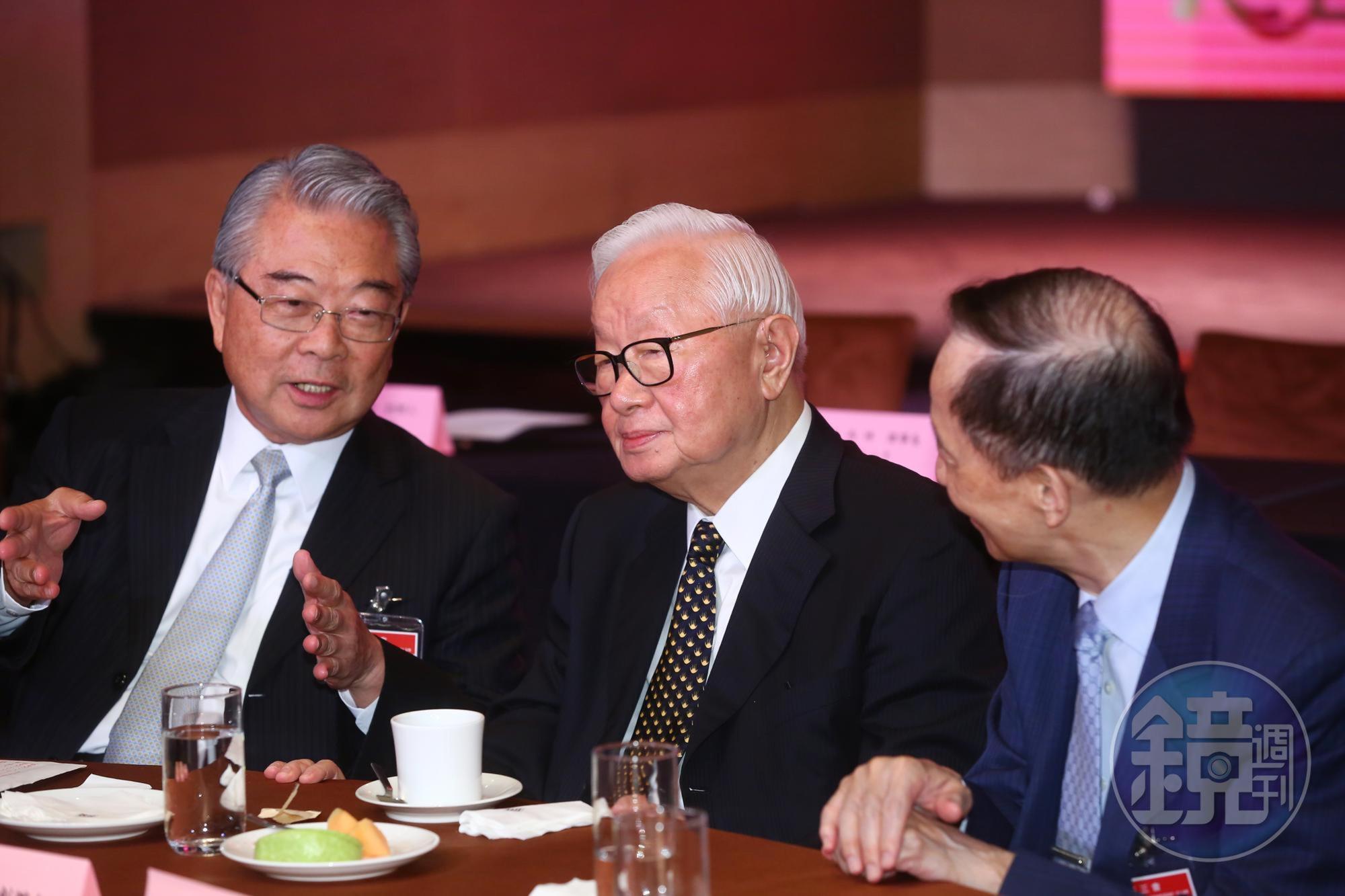 張忠謀在6月5日退休後，今天首度到三三會以「企業經營的心得」為題進行演講。