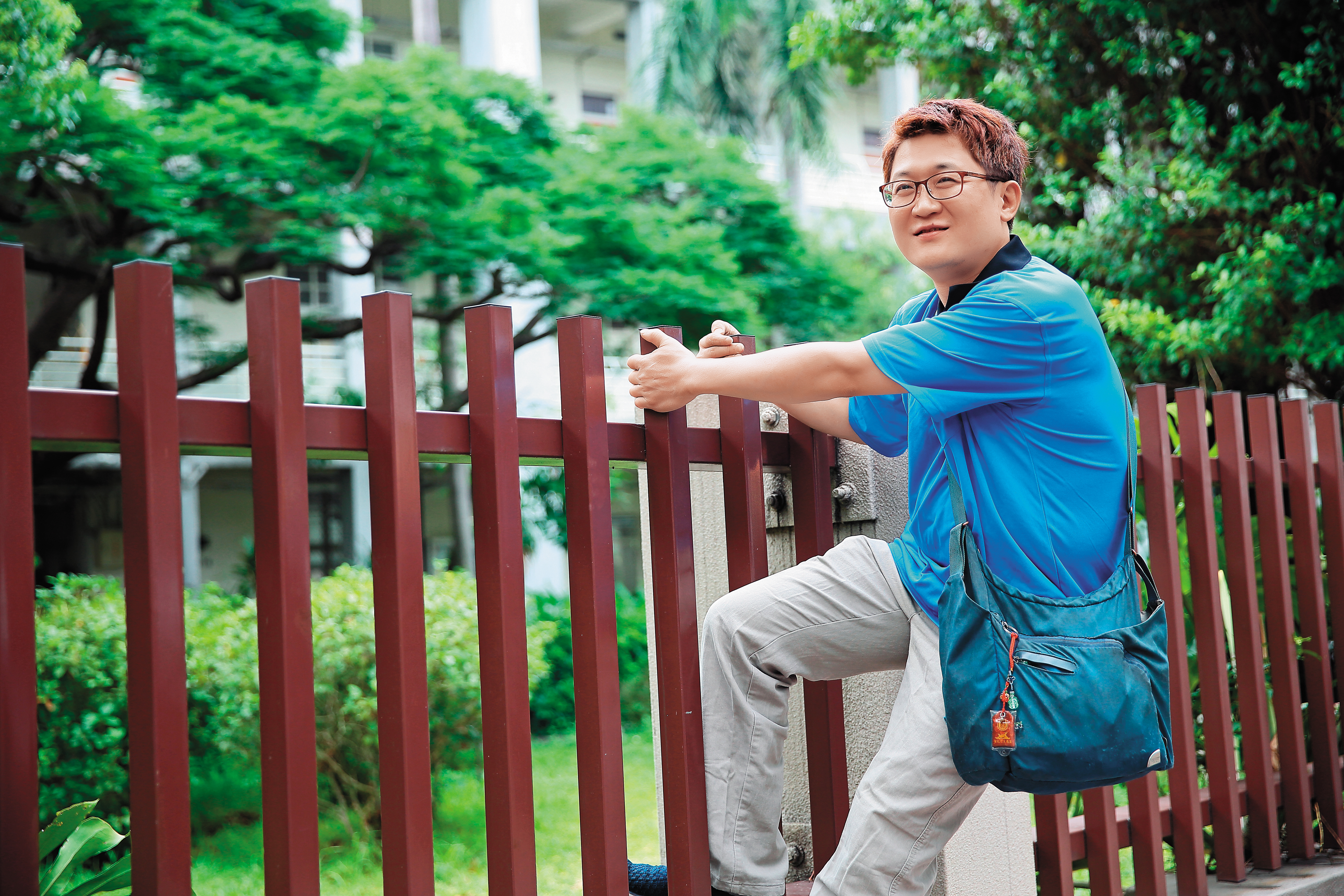 曾是國二跳級高中的資優生劉醇隆，卻因愛打架遭退學。雖然年少輕狂，但30年的操盤歷練，讓他滾出千萬財富。