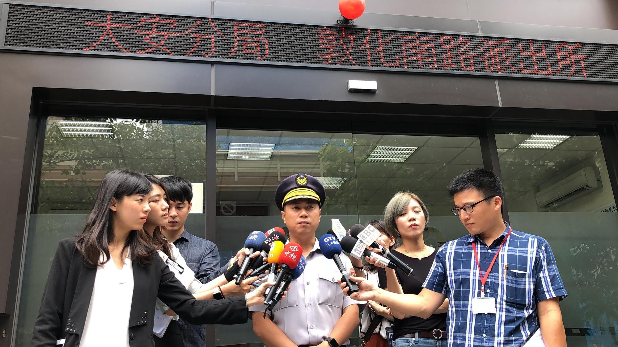 敦化所所長陳育健表示：「蔣家三口因同鄉友人表示台灣比較好賺，所以選擇來台灣從事非法行動。」（警方提供）