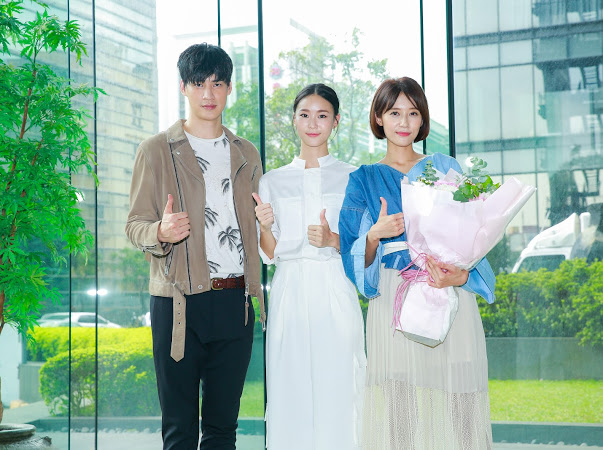 三立新劇發表，鍾瑶為宏正、劉宇菁站台。