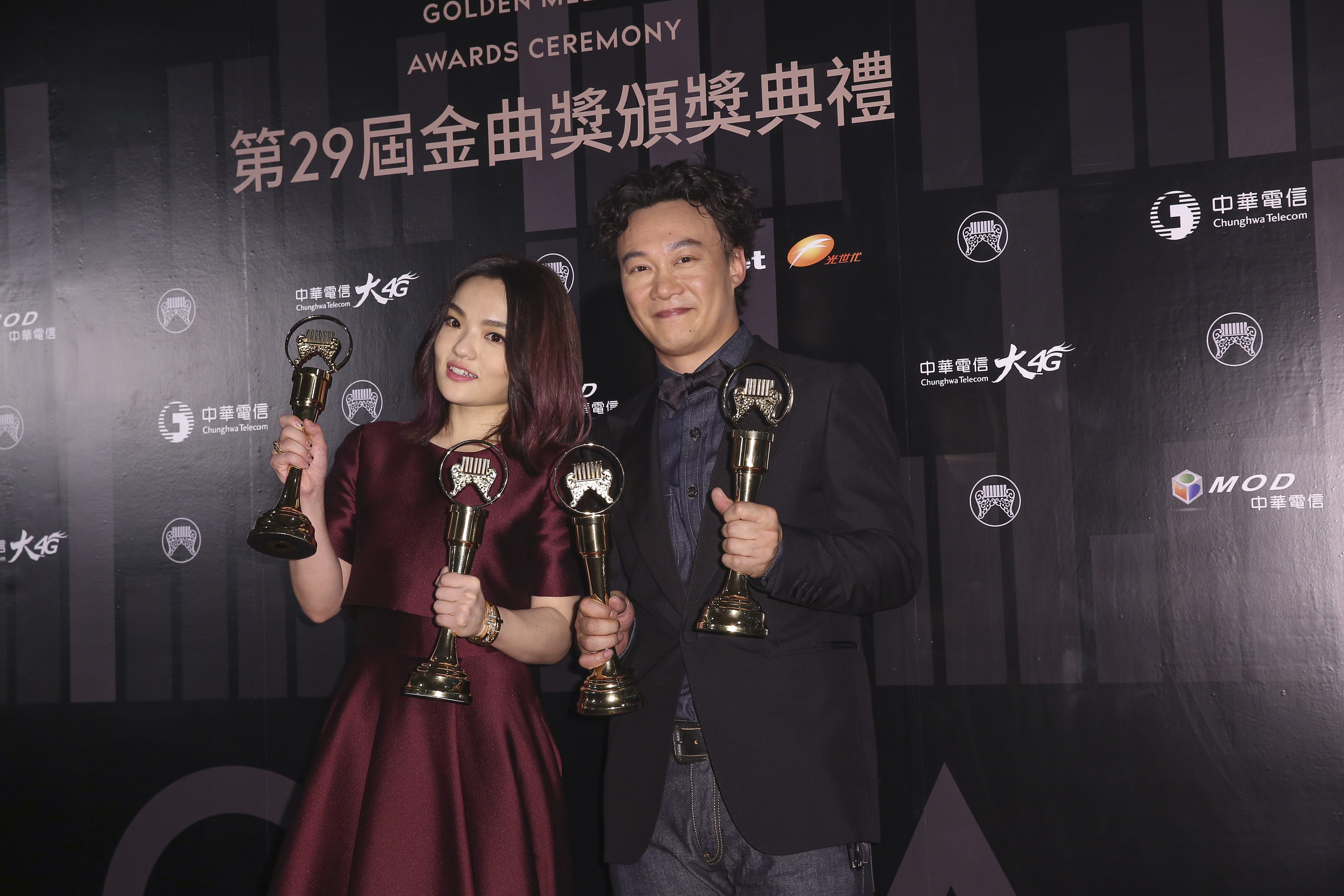 第29屆金曲獎頒獎典禮將在今（23日）晚間於台北小巨蛋舉行，猜猜新科金曲歌王、歌后是誰？