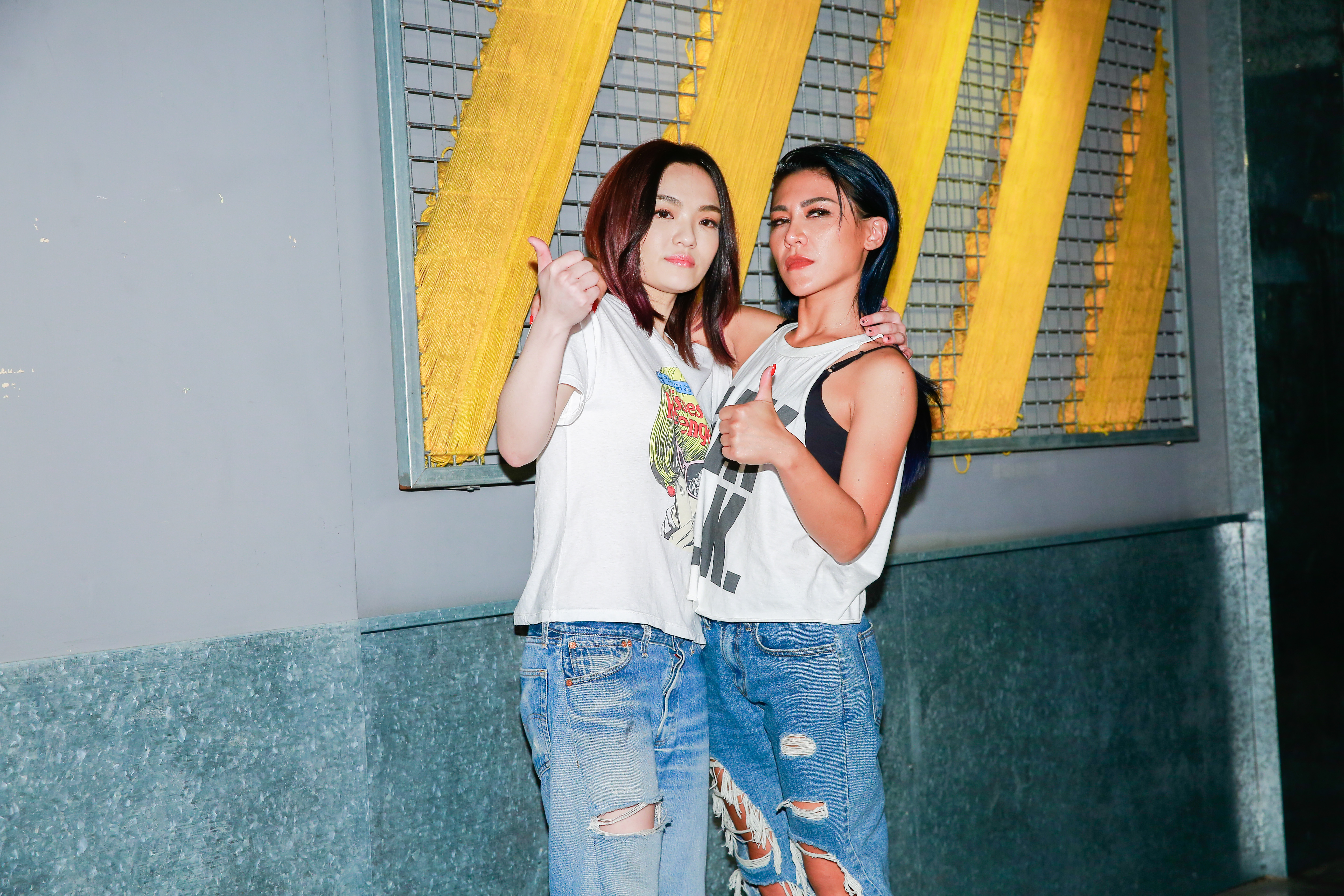 徐佳瑩金曲風光拿下兩項大獎慶功，好姊妹艾怡良特地來祝賀，跟去年艾怡良封后慶功宴選在同個地點。