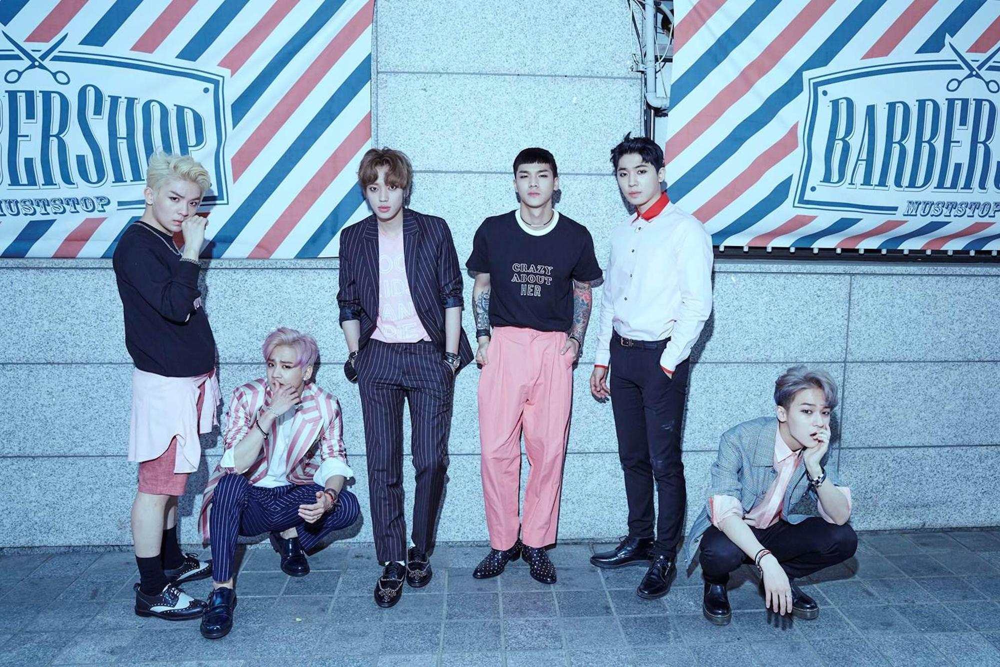 李先鎬培養的偶像男團「TEEN TOP」,是第一個在德國、英國、法國、西班牙完成四國巡演的韓國團體。(TOP Media提供)