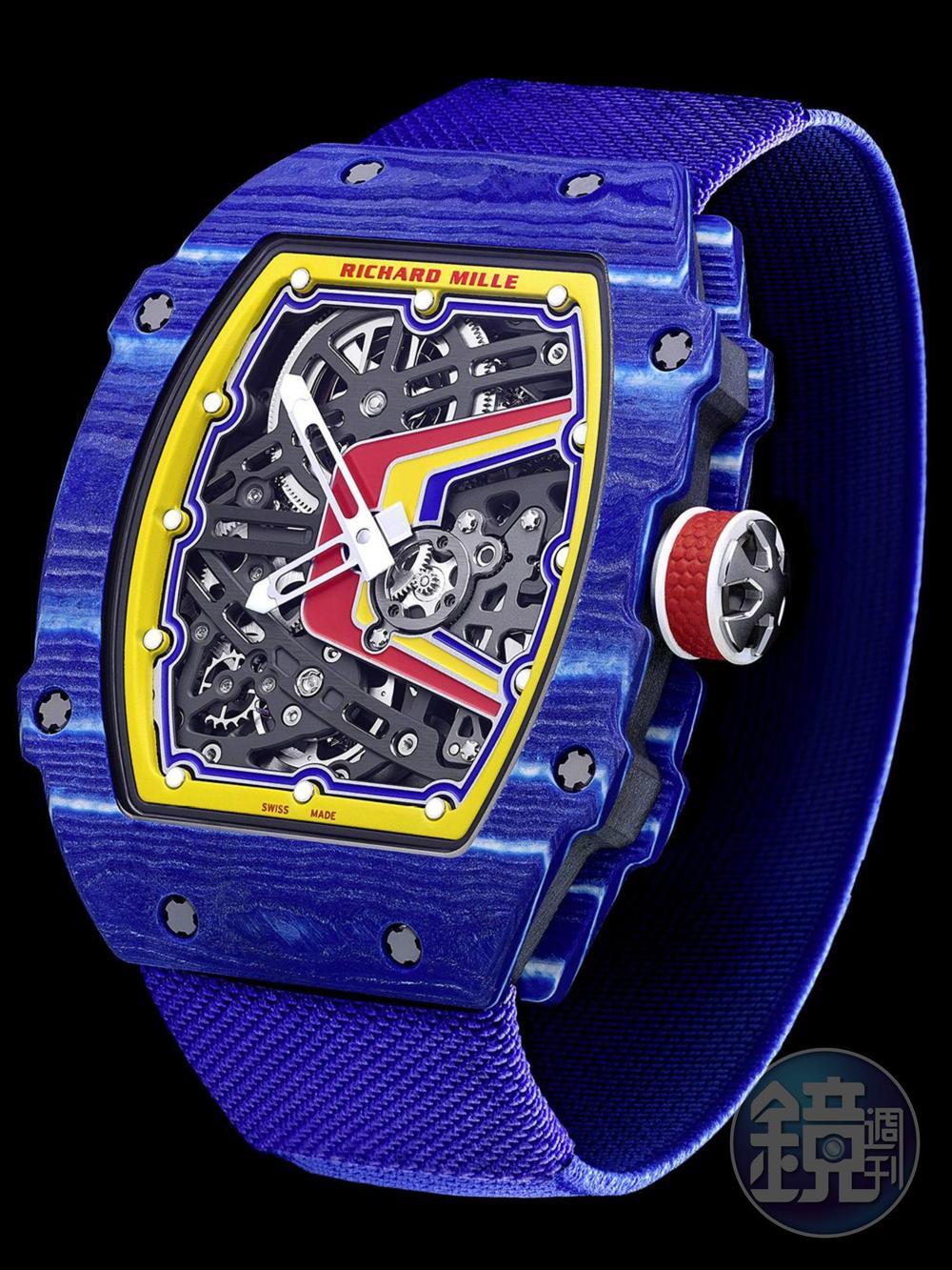 《RICHARD MILLE RM 67-02 Fernando Alonso》頂級製錶品牌RM以高科技複合材質以及高抗震複雜機芯而聞名，並建立起前衛的潮流形象，在市場上大獲成功。去年推出的RM67-02，以超輕量的TPT®碳纖維錶殼結合自動上鏈基礎機芯，成為錶迷擁有RM精髓的入門級的錶款。今年，此系列為F1車手Fernando Alonso推出一款賽車專用測試腕錶，由他佩戴在賽車場上進行測試，並藉此測試RM全新開發的技術，未來會運用到量產錶款之上。 功能：時、分顯示/機芯：自動上鏈機芯/定價：未定