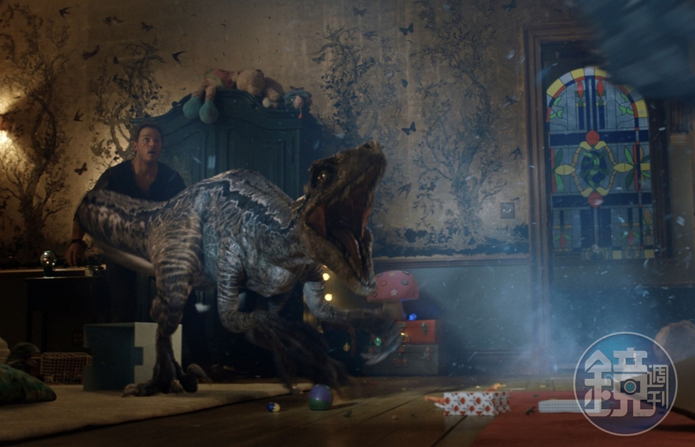 《侏羅紀世界：殞落國度》終於在北美上映，粗估首週末吸金1.5億台幣，恐龍的魅力的確驚人。（UIP提供）