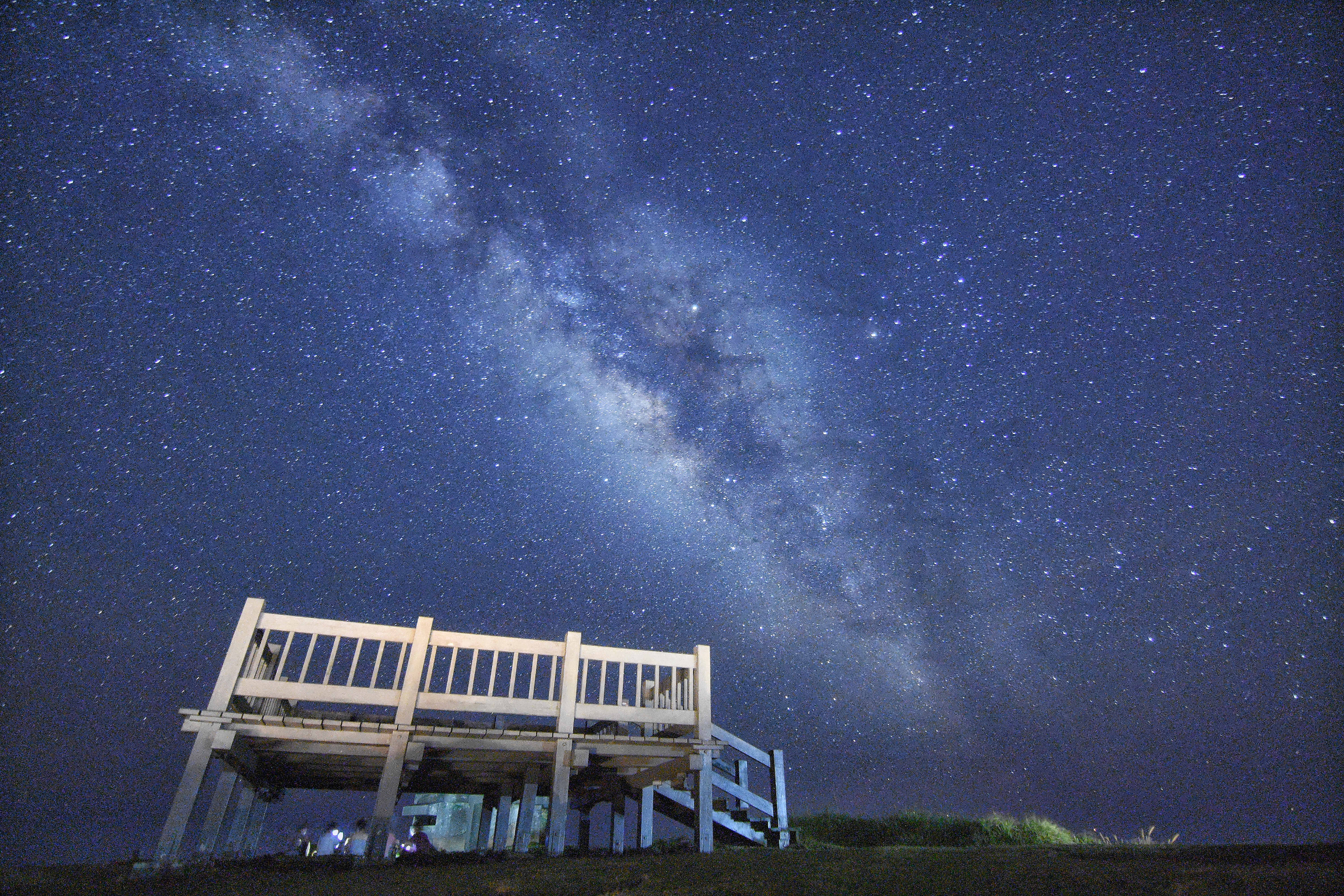 綠島的夏日夜空，繁星點點。（台東縣政府提供）