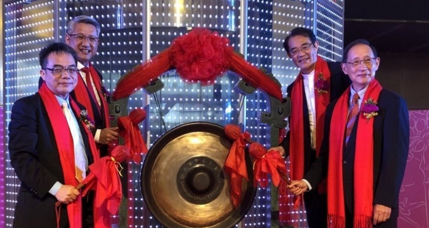 鴻海旗下子公司工業富聯（FII）在上海A股上市，卻因中美貿易戰影響，股價蜜月期短暫。