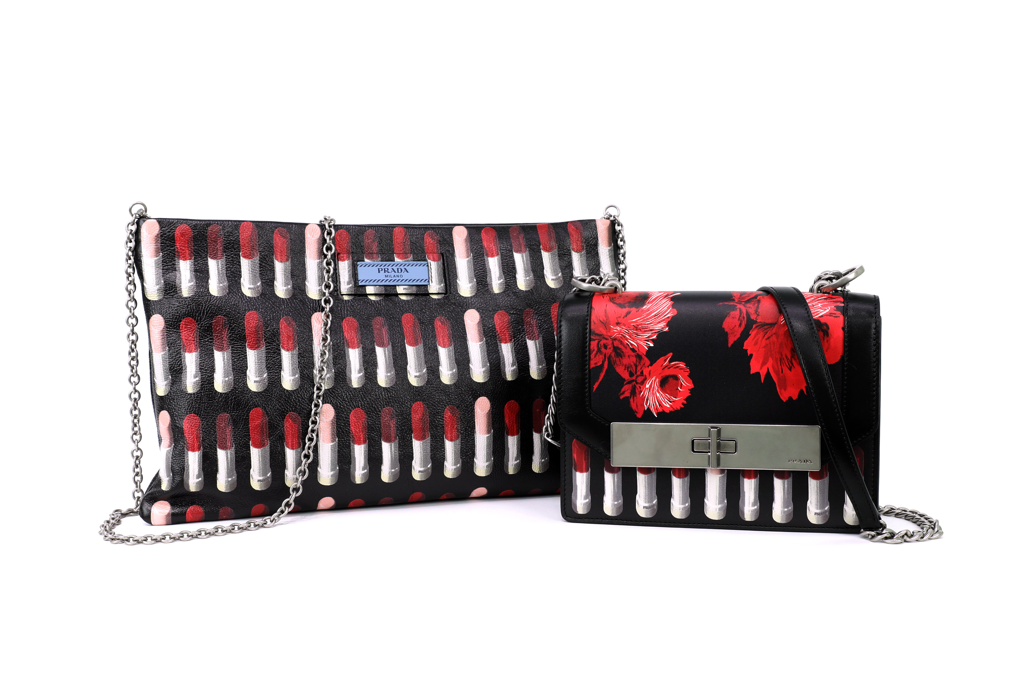 PRADA 經典唇膏金屬鍊袋手拿包(左),NT$54,500;PRADA Sèverine系列玫瑰唇膏鍊帶包(右),NT$77,500。(品牌提供)