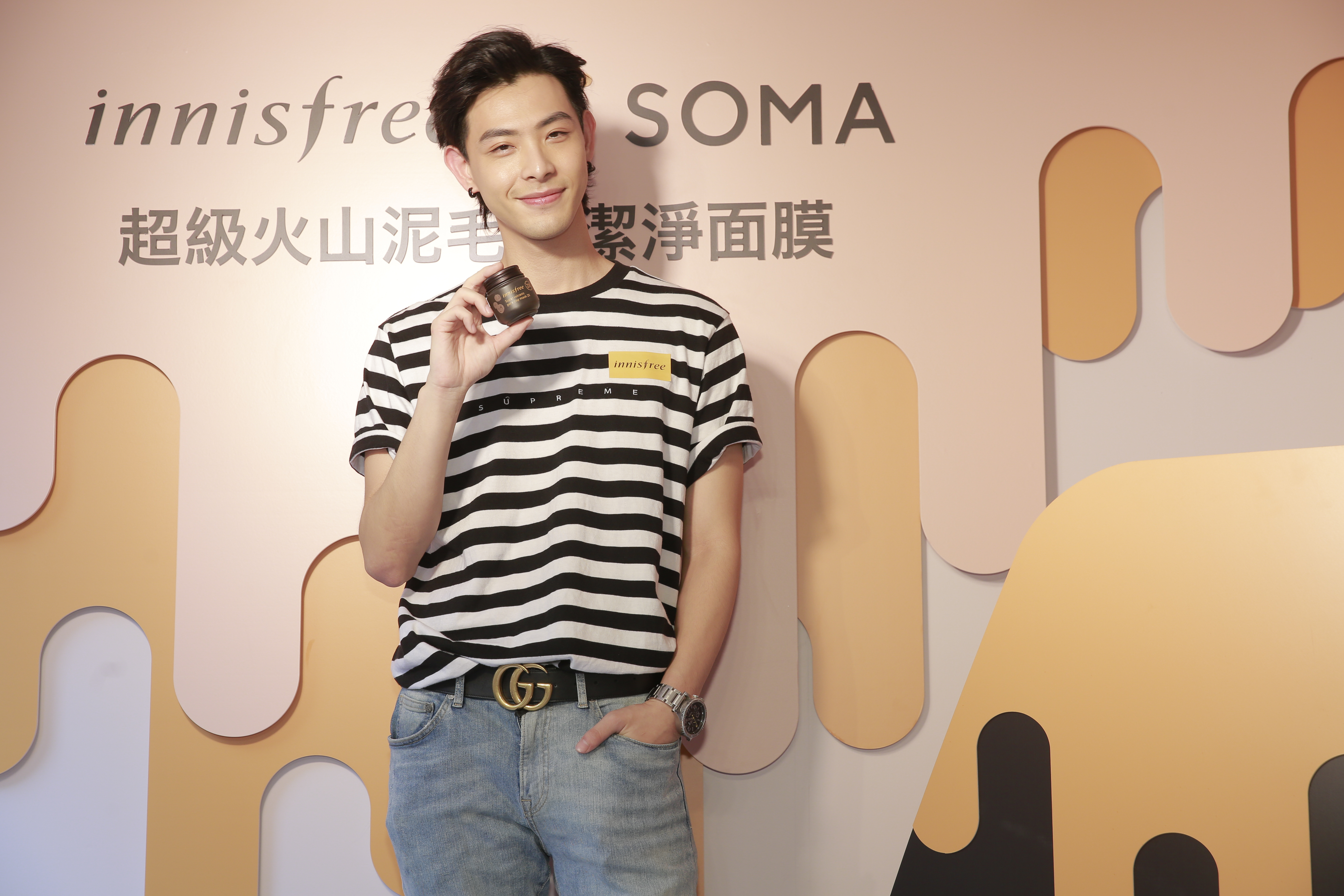 晨翔出席innisfree和SOMA特調飲品聯名活動，現場擠滿粉絲。