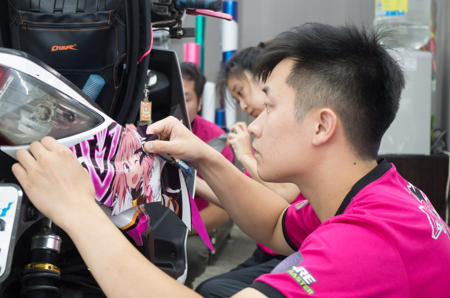 痛車不只是貼幾張貼紙，設計跟施工都有很多環節需要注意。