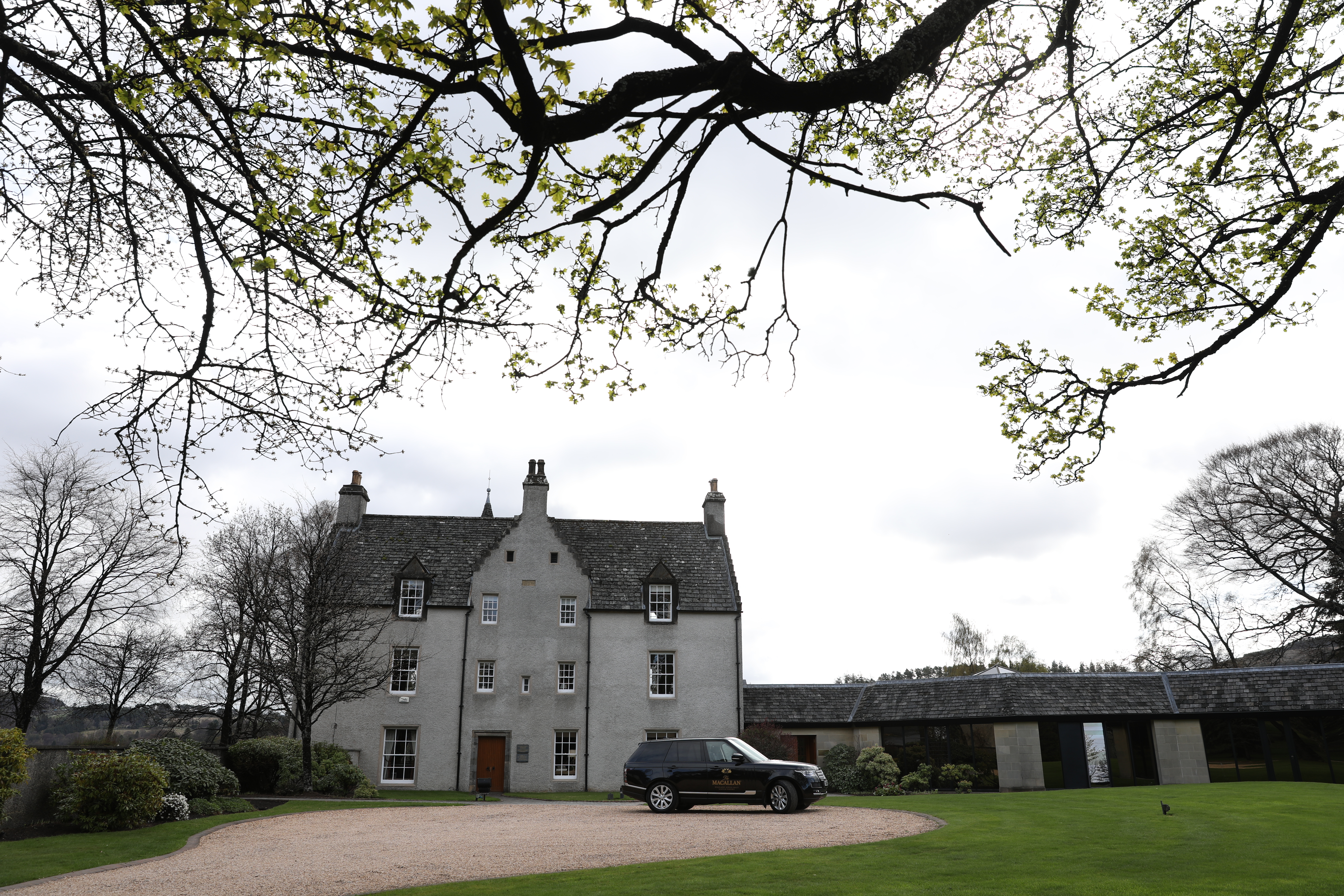 西元1700年落成的「Easter Elchies House」，是歷史悠久的莊園，也是麥卡倫的精神指標。