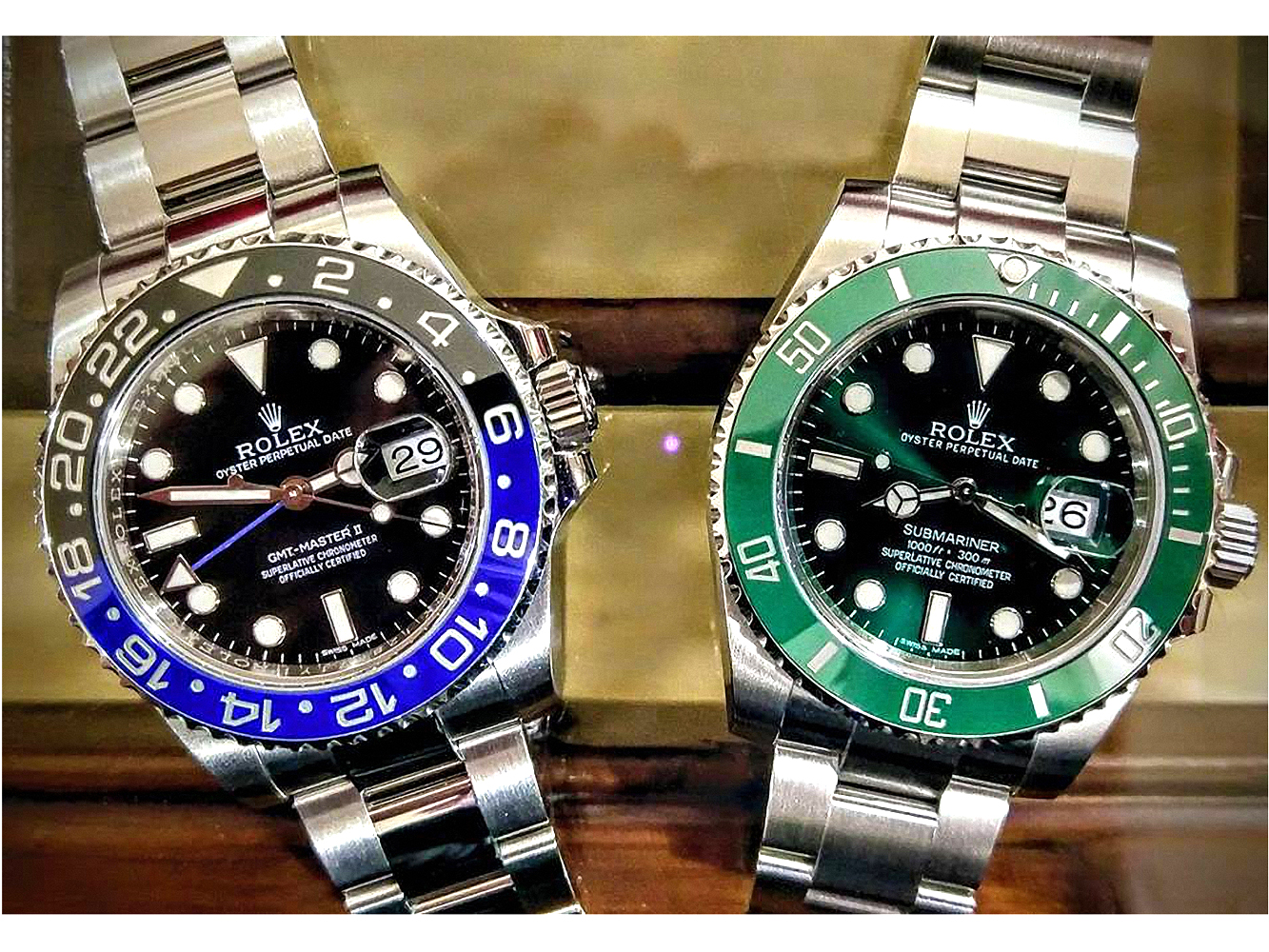 Submariner 116610LV綠水鬼及GMT-Master II 116710BLNR黑藍圈訂價分別是29.05萬元及28.7萬元,過去幾個月一錶難求,通常以超訂價3~5萬元販售。