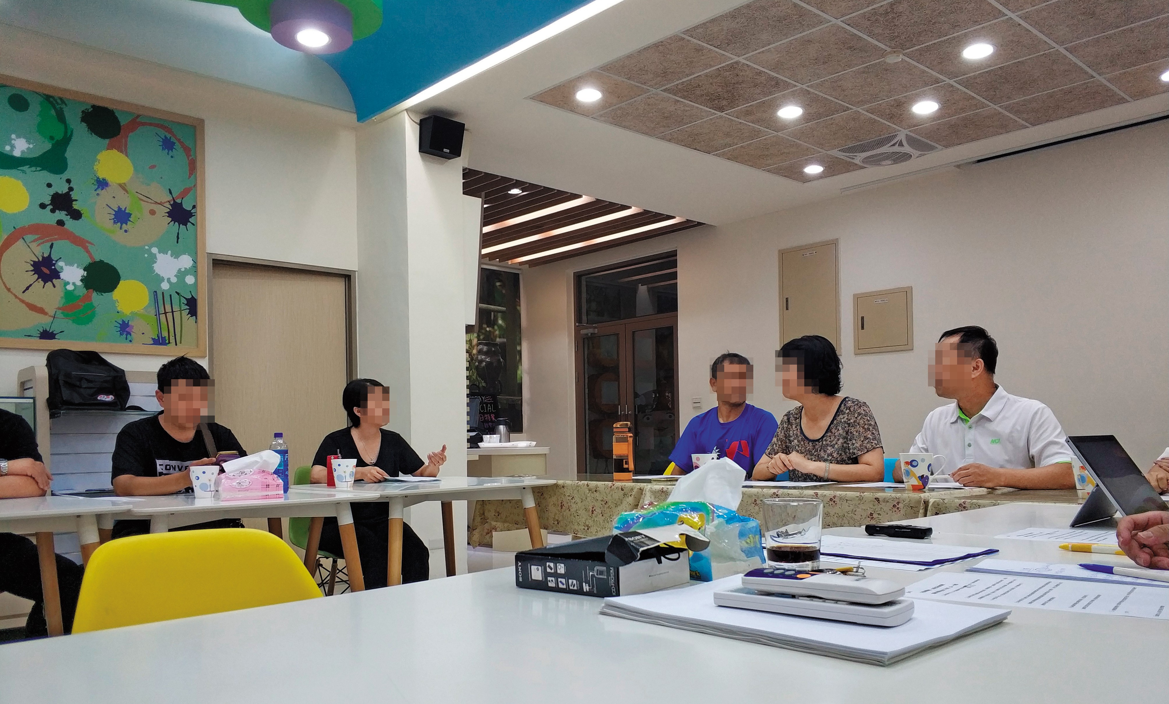 協調會上家長希望能夠得到真相以及合理解釋。（讀者提供）