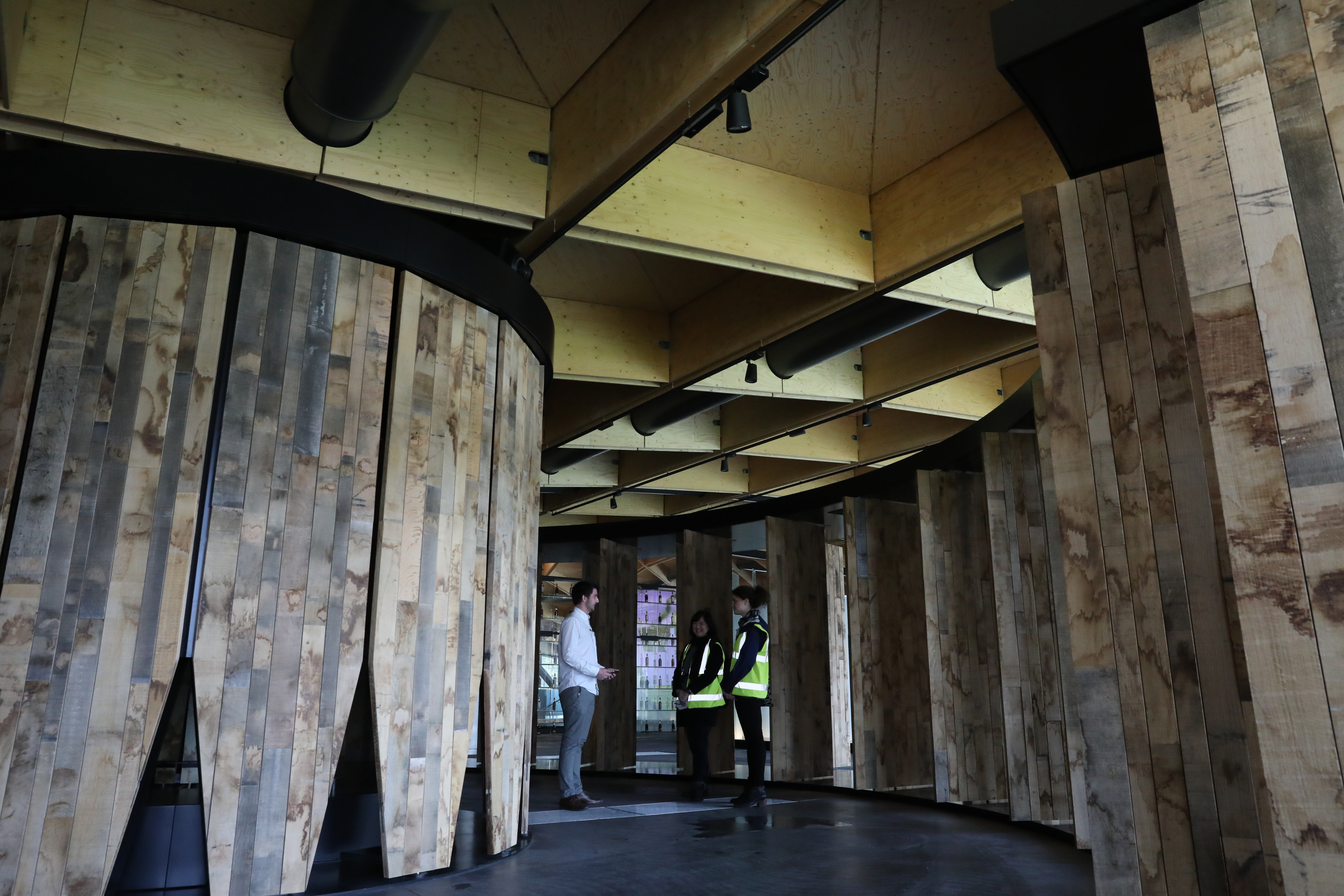 麥卡倫今年6月啟動全新的「Six Pillars Tour」，把自豪的「六大標柱」化成看得著、摸得到的五感體驗，只有親臨現場才能完整感受。