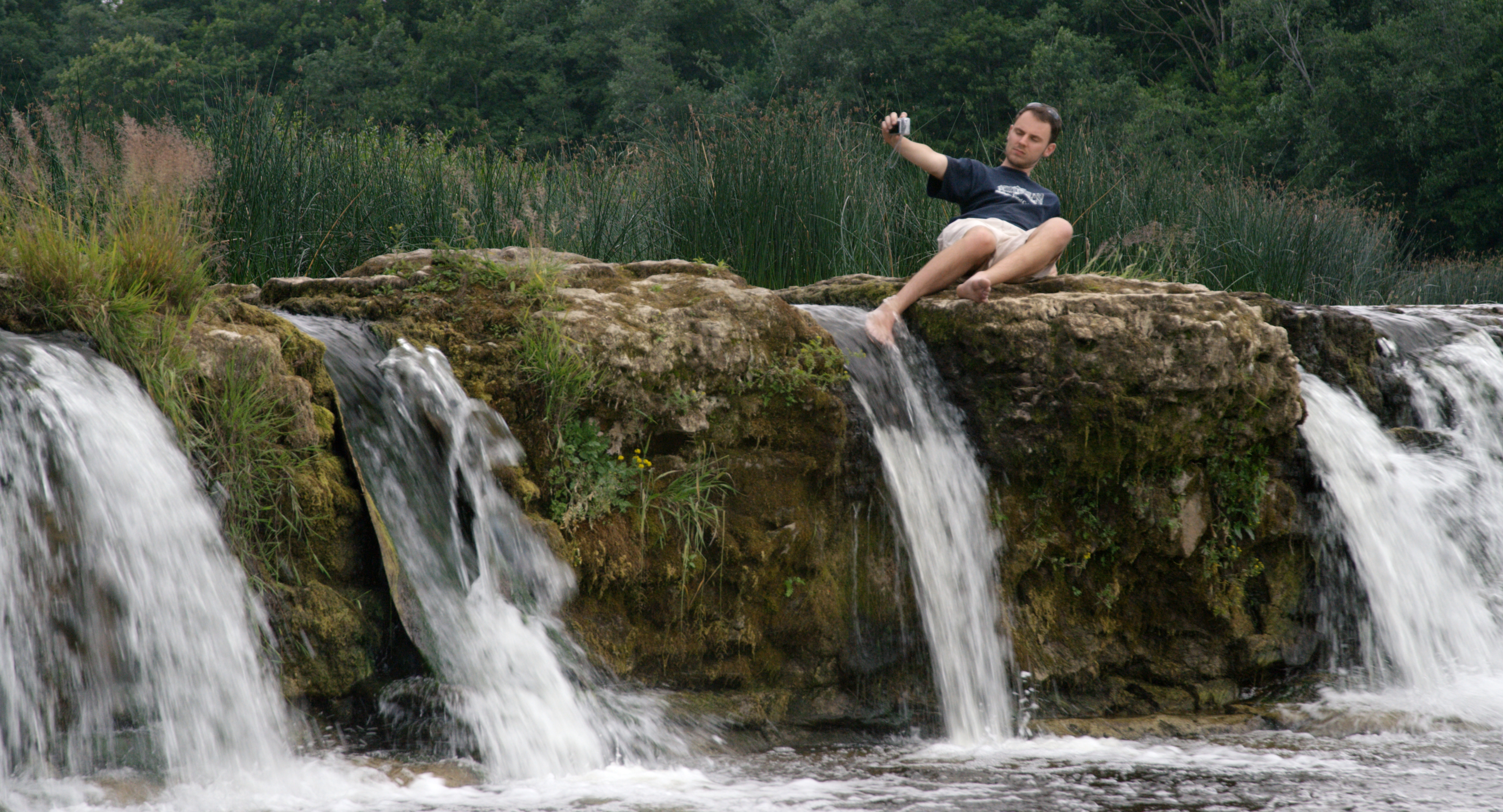紀錄片《瀑布》拍下拉脫維亞境內、歐洲最寬的聞遝瀑布遊客百態。(TIDF提供）