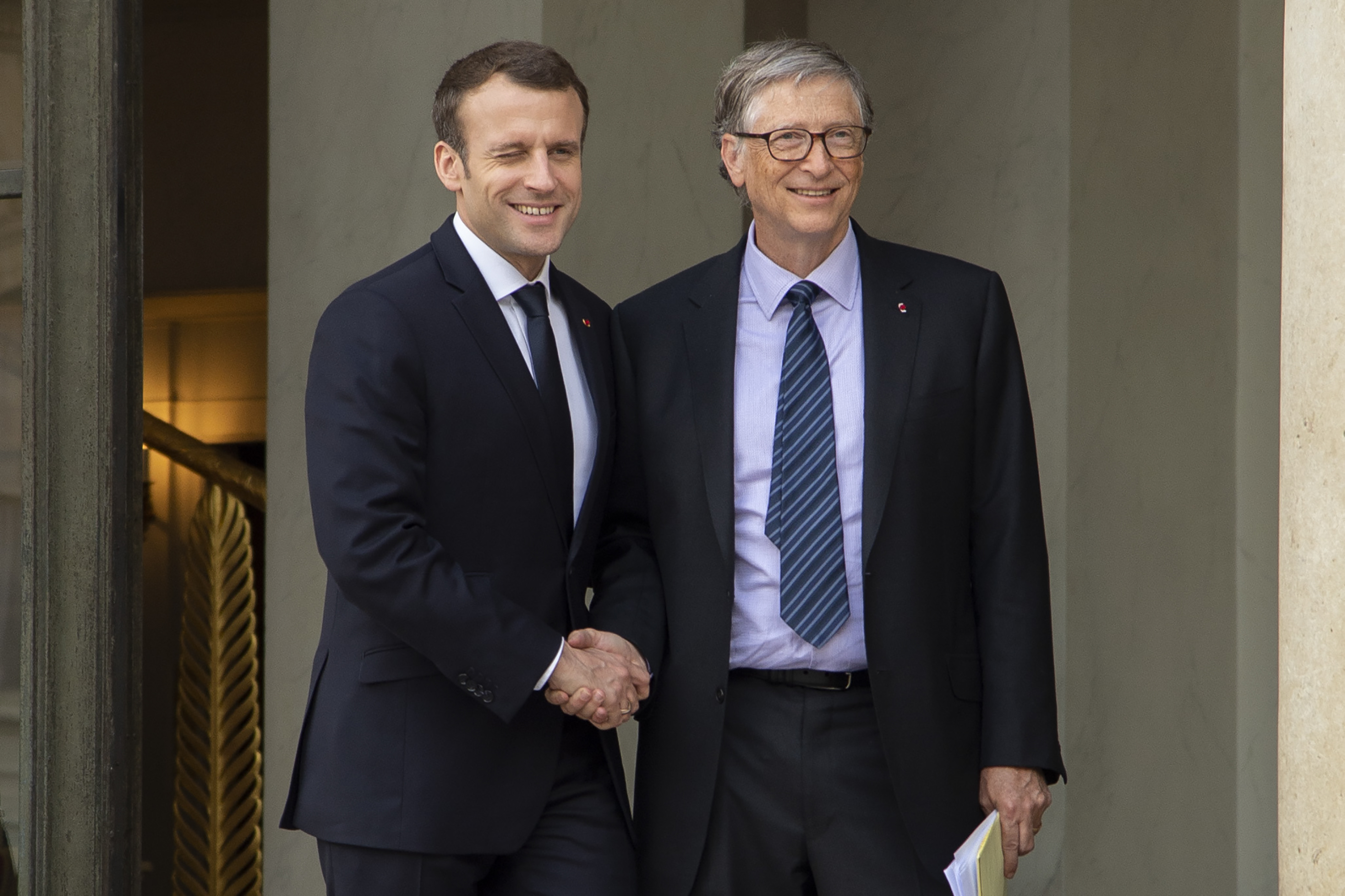 比爾蓋茲會見法國總統討論非洲發展等議題。(東方IC)