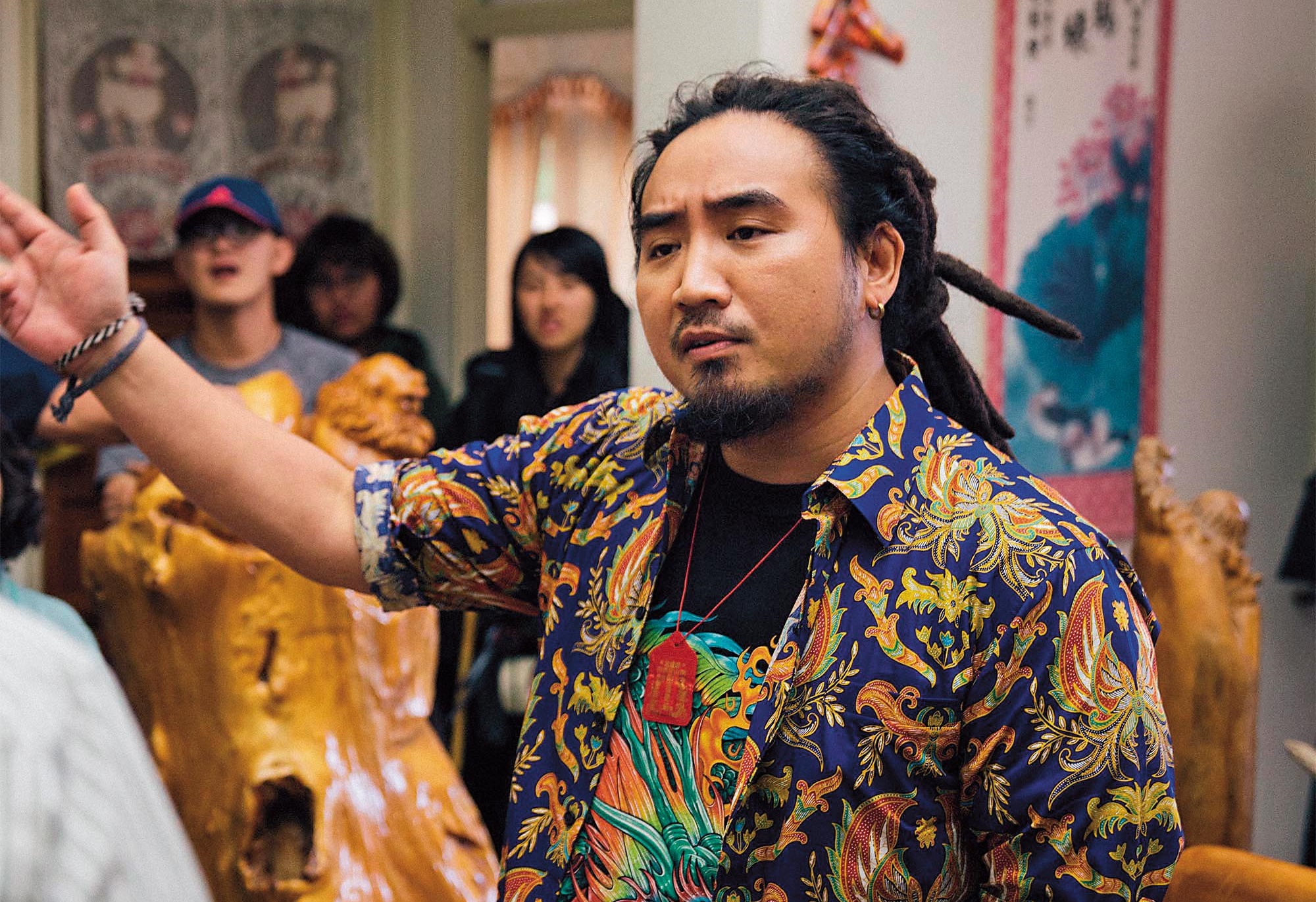 Matzka首度跨界演出《花甲大人轉男孩》,沒想到挨巴掌來真的。(氧氣電影提供 )