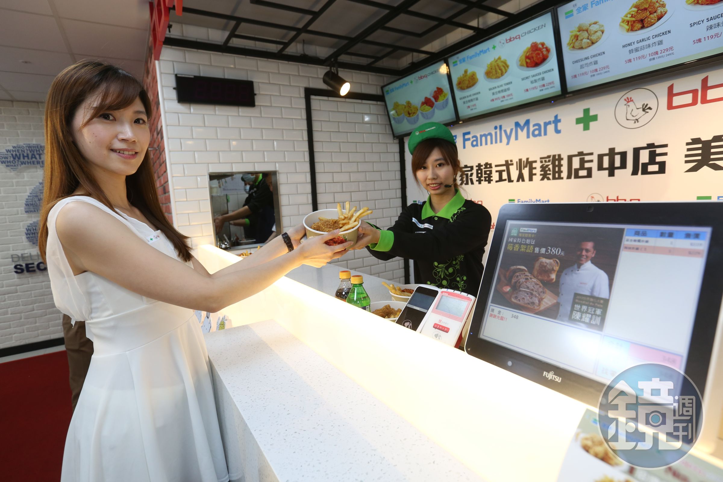 全家近來積極發展複合店，帶動去年營收、獲利雙創新高。