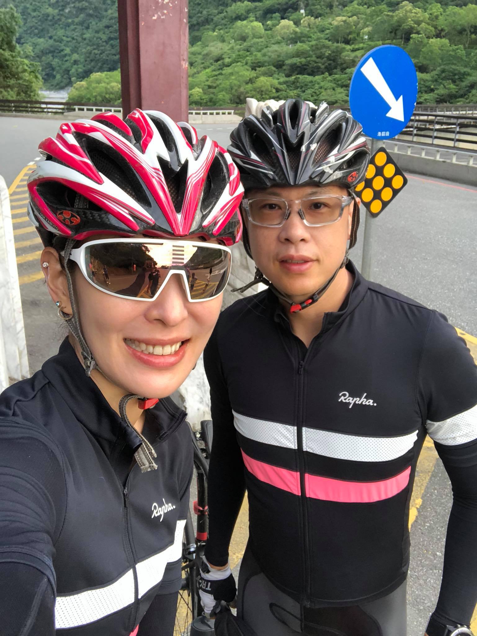 賈永婕與老公是運動好夥伴。（翻攝自賈永婕的跑跳人生臉書）