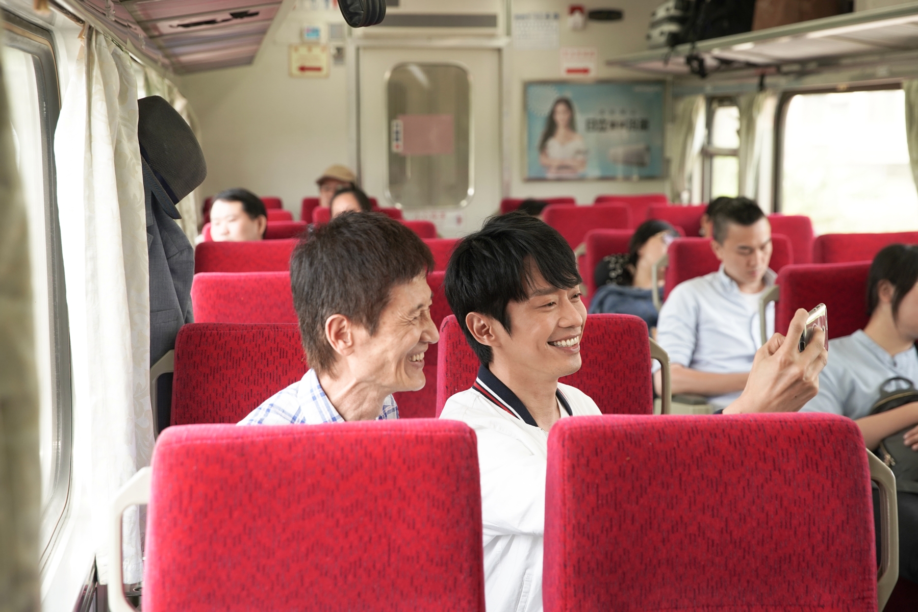 張棟樑為了《一千個晚安》拍戲走遍全台灣。（三立提供）