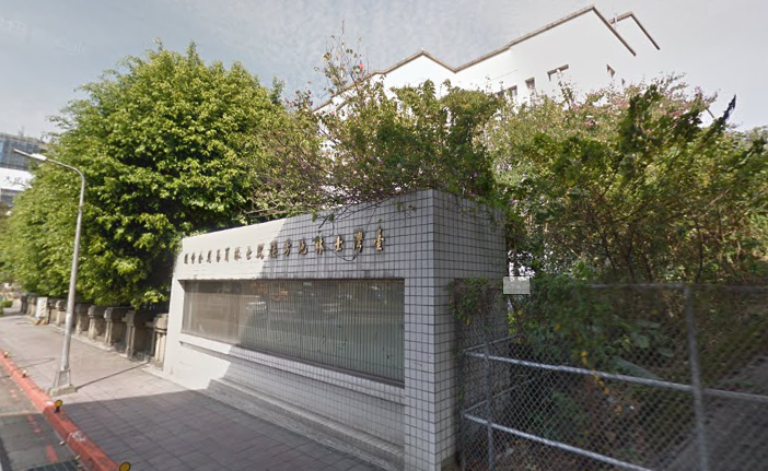 士林簡易庭於今(4)日發生調解庭後的庭外喋血事件。(翻攝自Google Map)