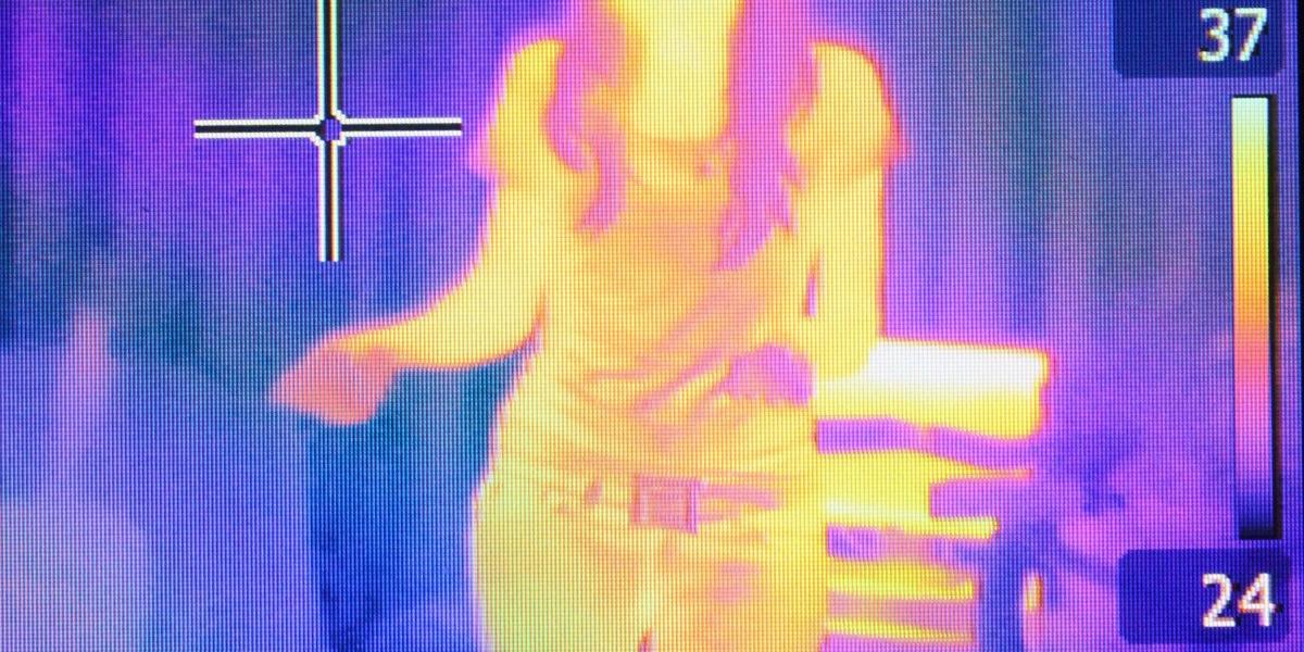 該發明起初是受到了烏賊偽裝色的啟發。