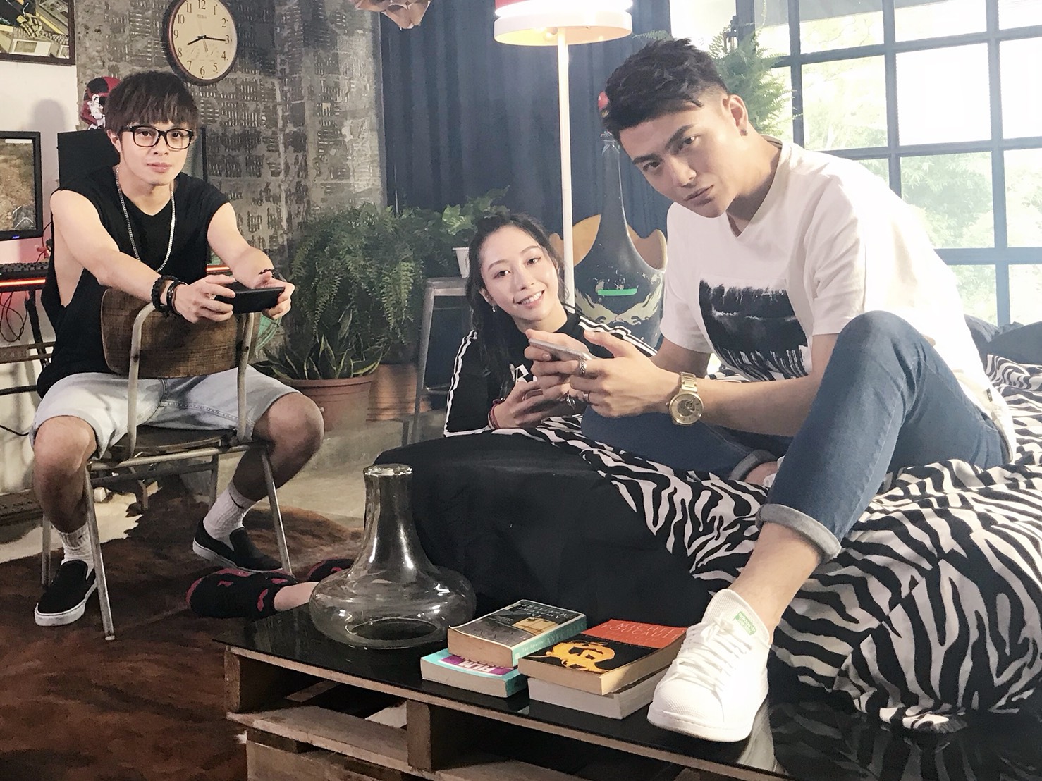 凱開與YUYU成立新組合「胡鬧一番」，已經推出了多首單曲。（上行娛樂提供）