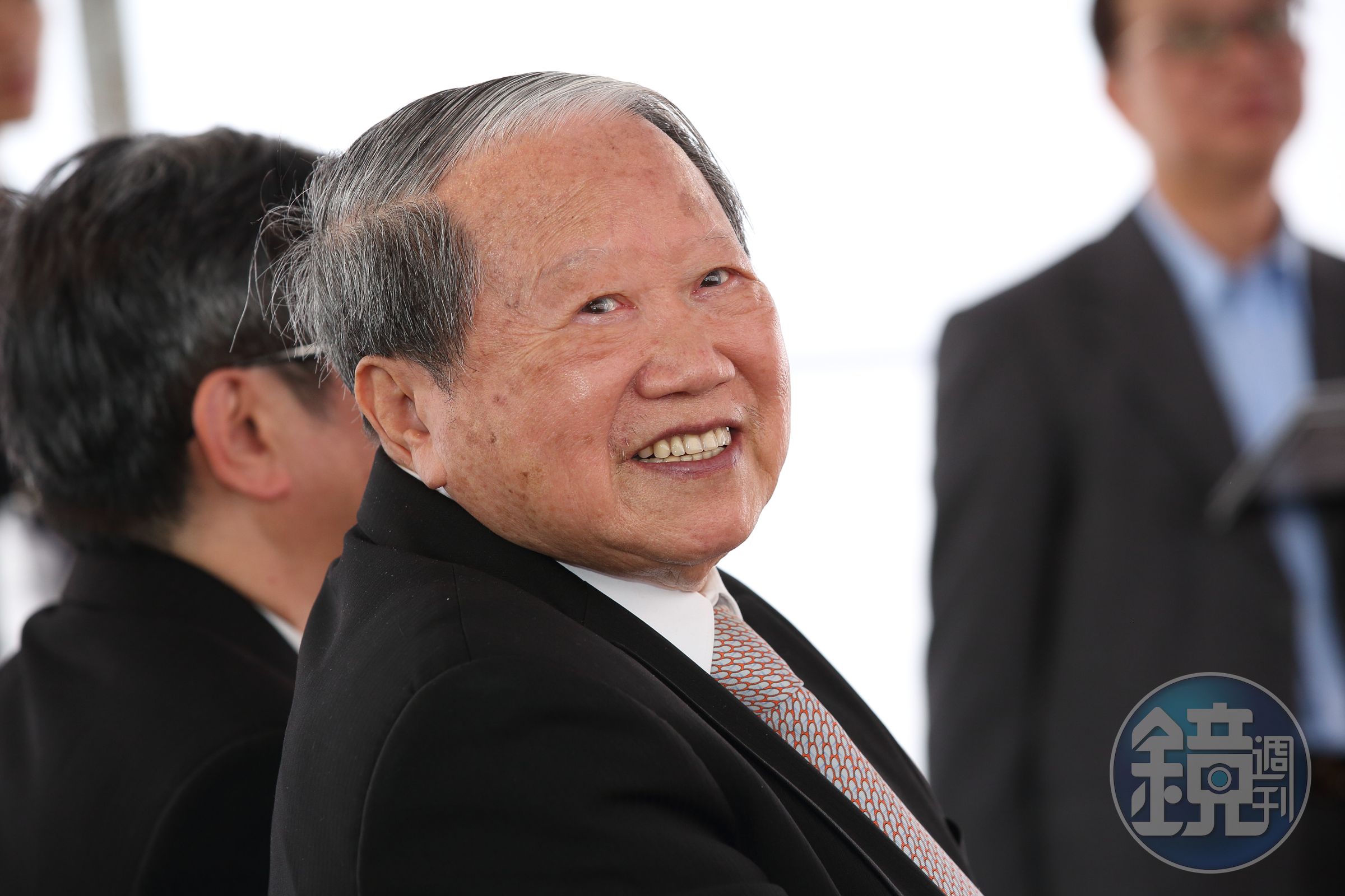 百貨龍頭SOGO經營權之爭，太設章家和遠東徐家纏鬥17年。