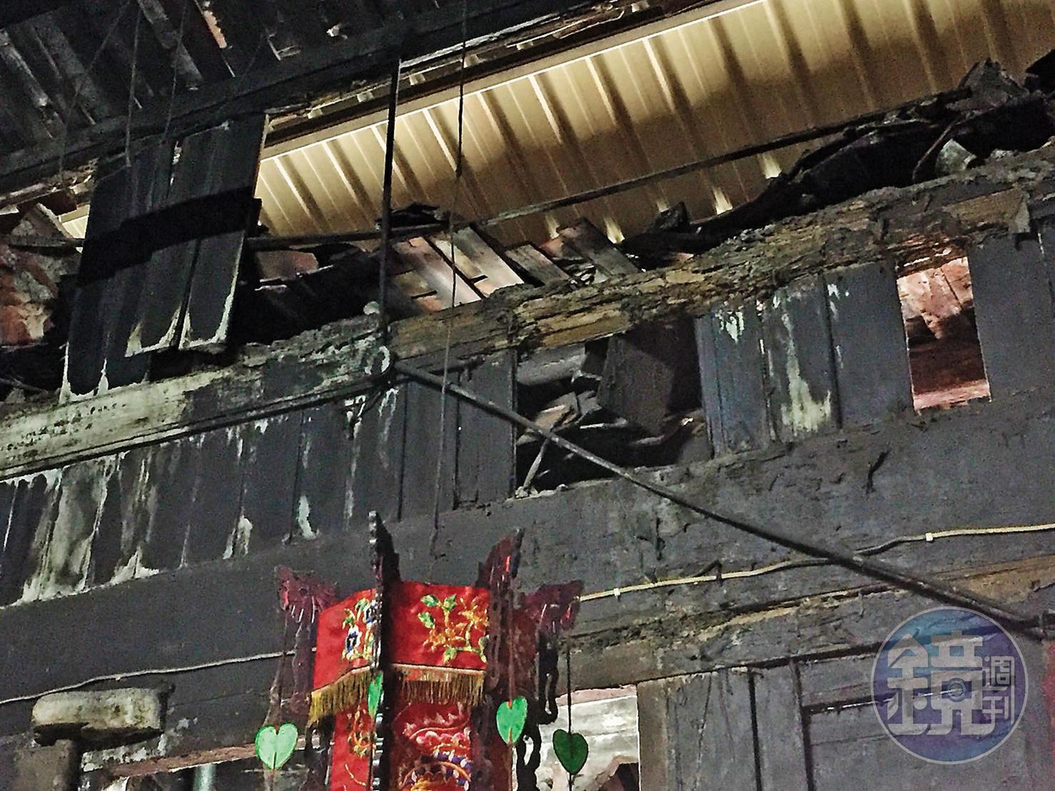 板橋迪毅堂被列為市定古蹟5年，至今仍殘破不堪宛如鬼屋。（議員何博文提供）