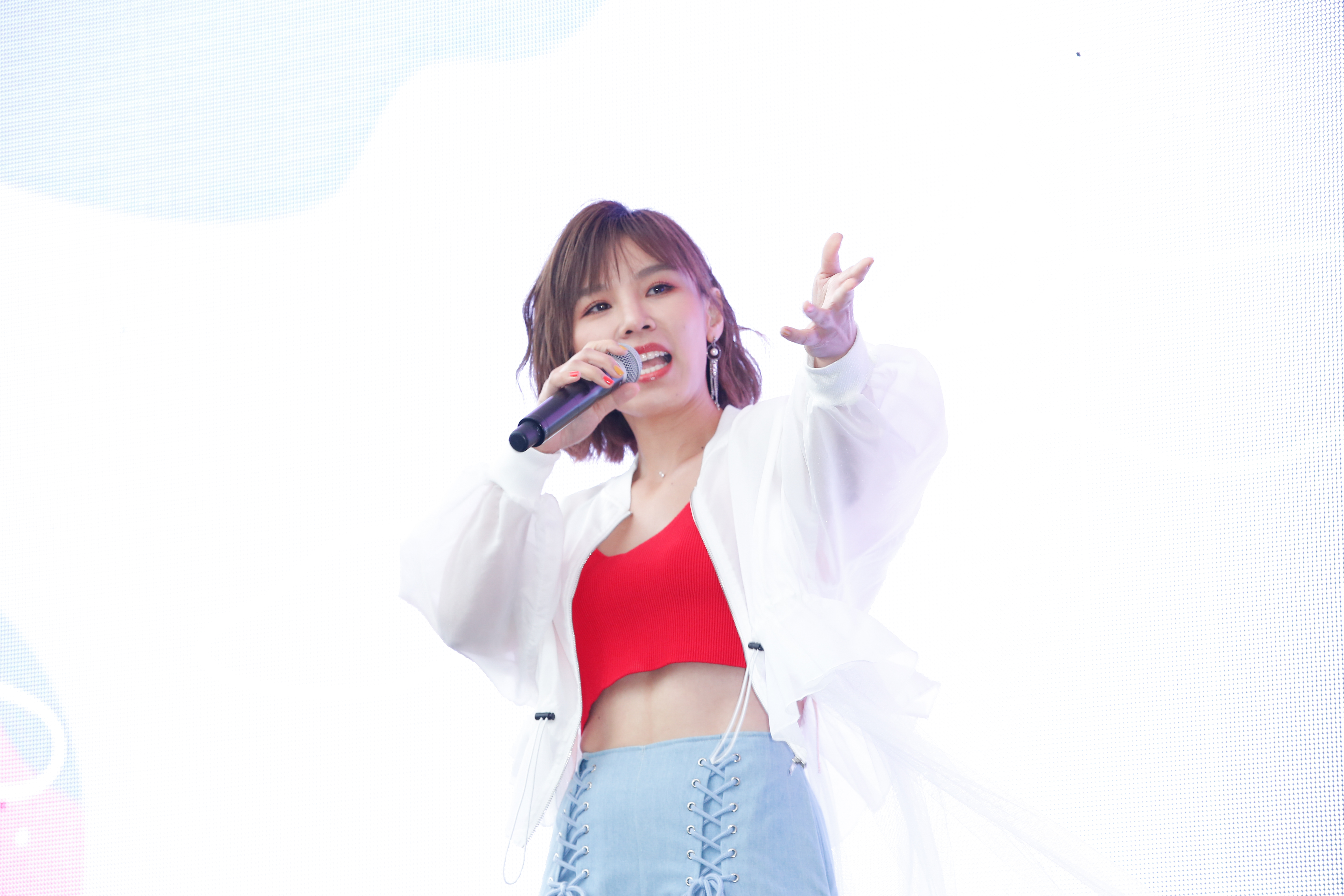李佳薇在「薇唱會」演唱新專輯歌曲，讓歌迷大飽耳福。