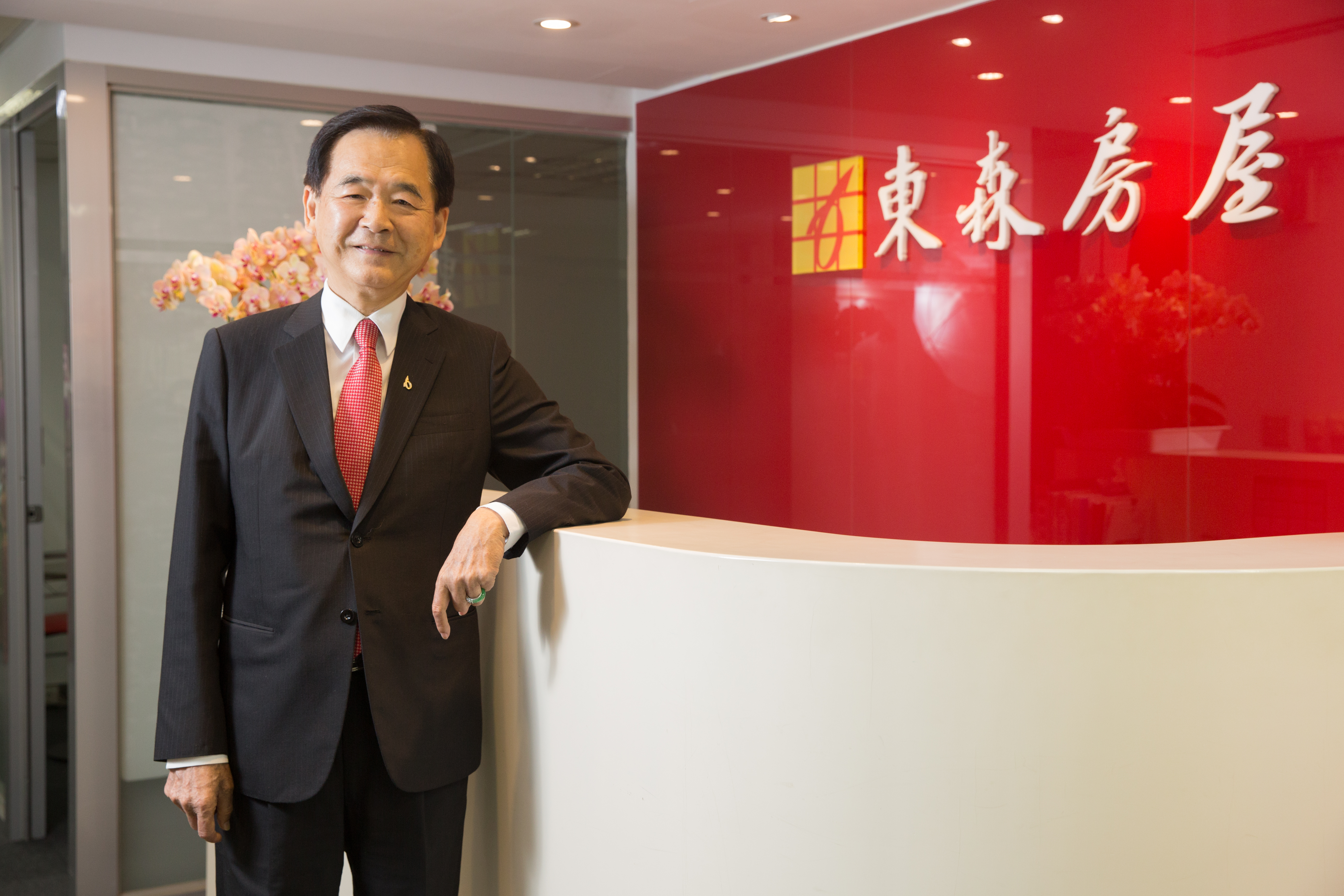 房仲教父王應傑大四那年與房地產結緣。