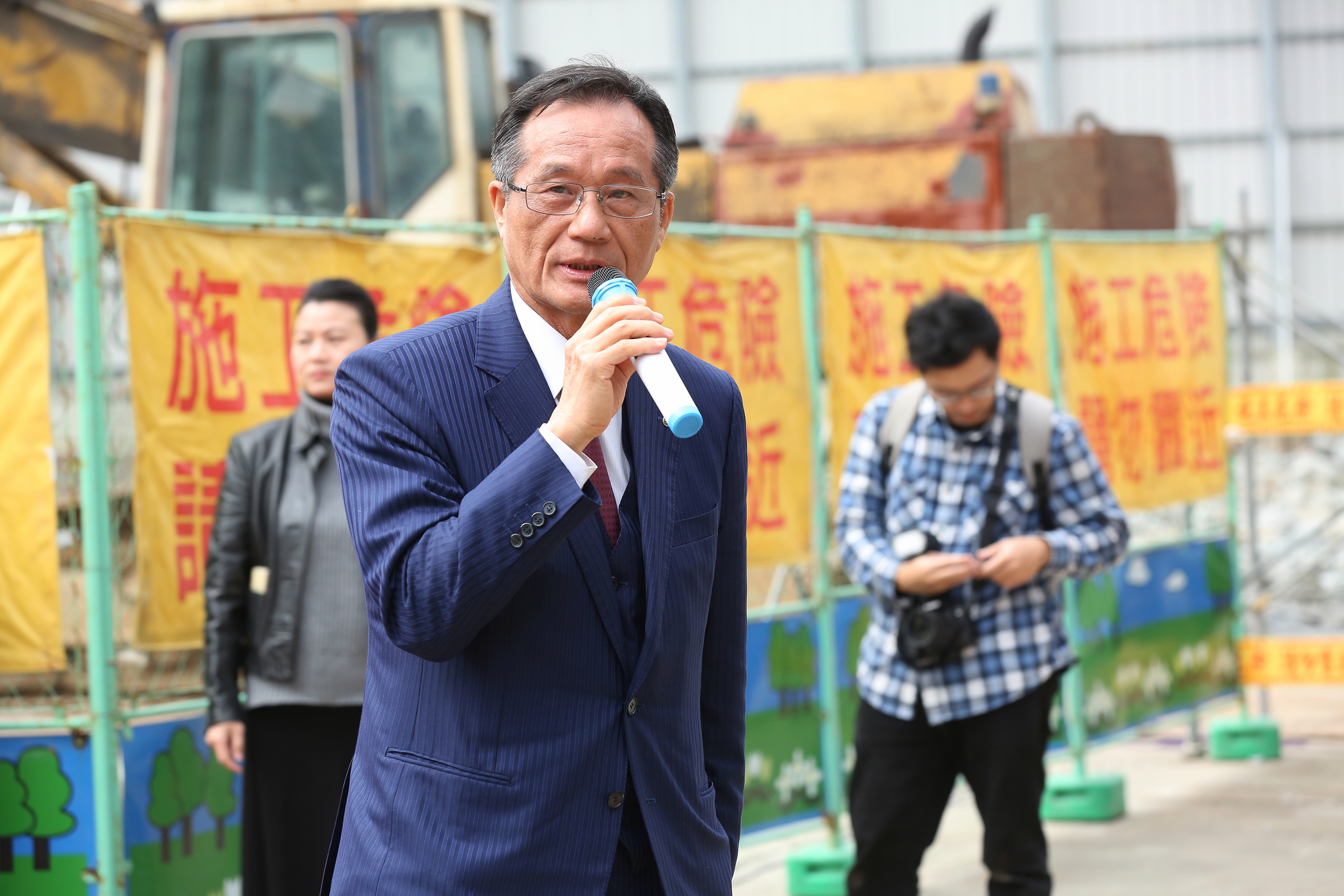 良茂建設暨美福飯店董座陳春銅也出資力挺王應傑蓋電廠。 