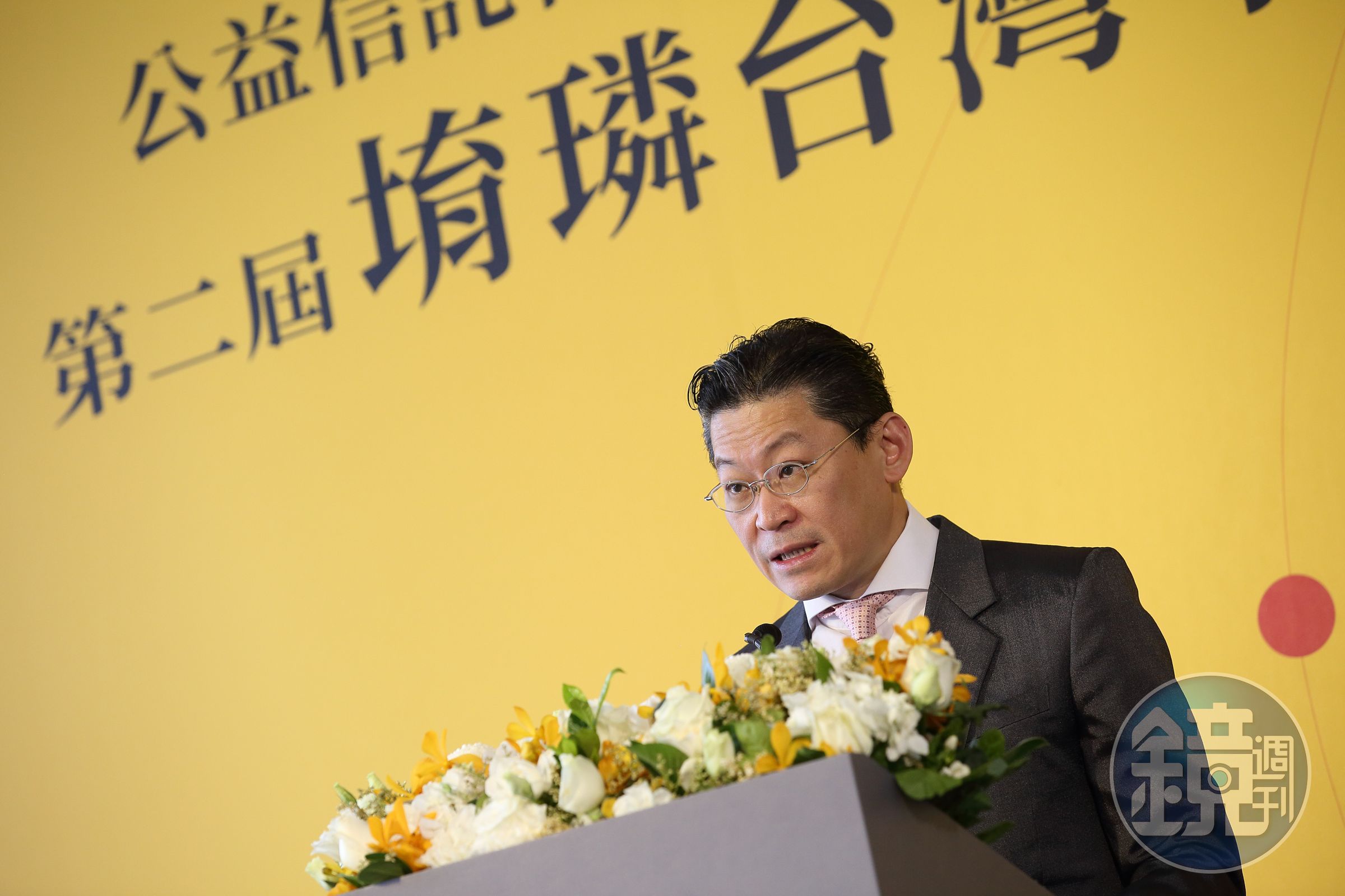 林鴻南以公益基金會旗下投資公司出手，參與中嘉併購案，對外界指控「假公益、真投資」的說法，相當不以為然。