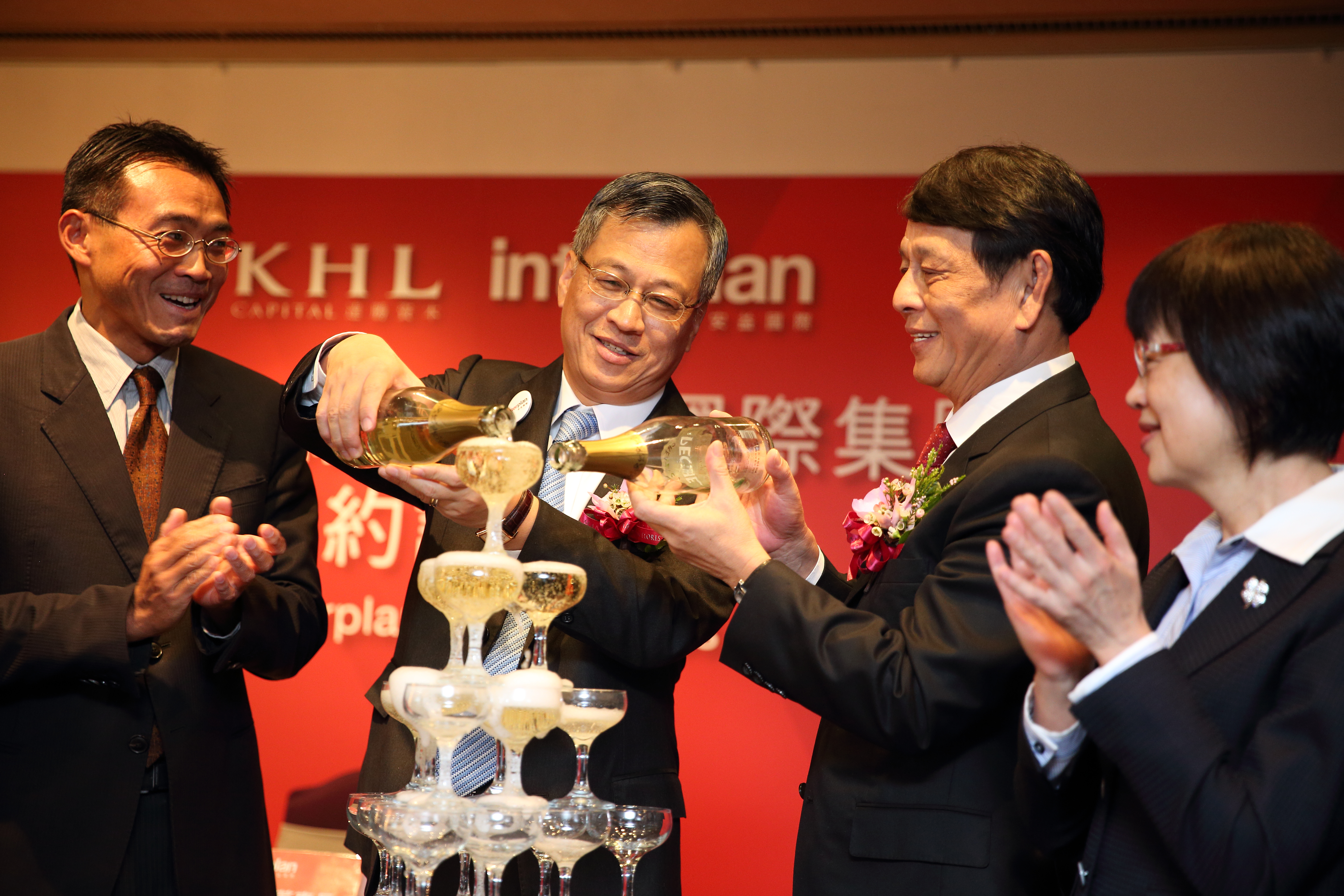 郭冠群曾在外資摩根士坦利擔任業務副董，中嘉案從頭到尾都與他有關。