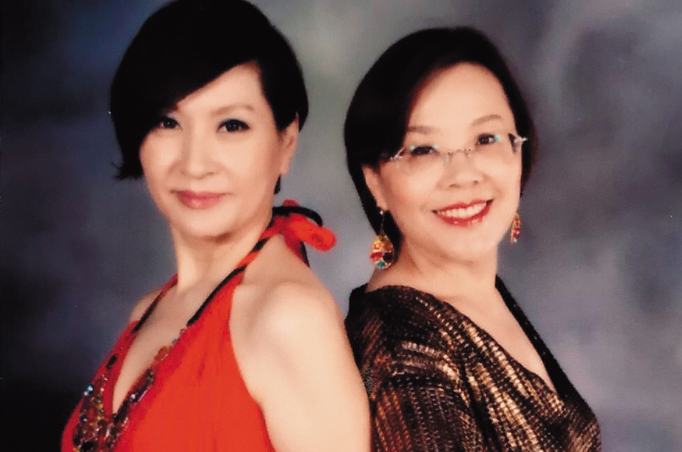 藝人方芳芳（左）的姊姊方典（右）曾任華視董事，她去年遭丈夫家暴。（讀者提供）