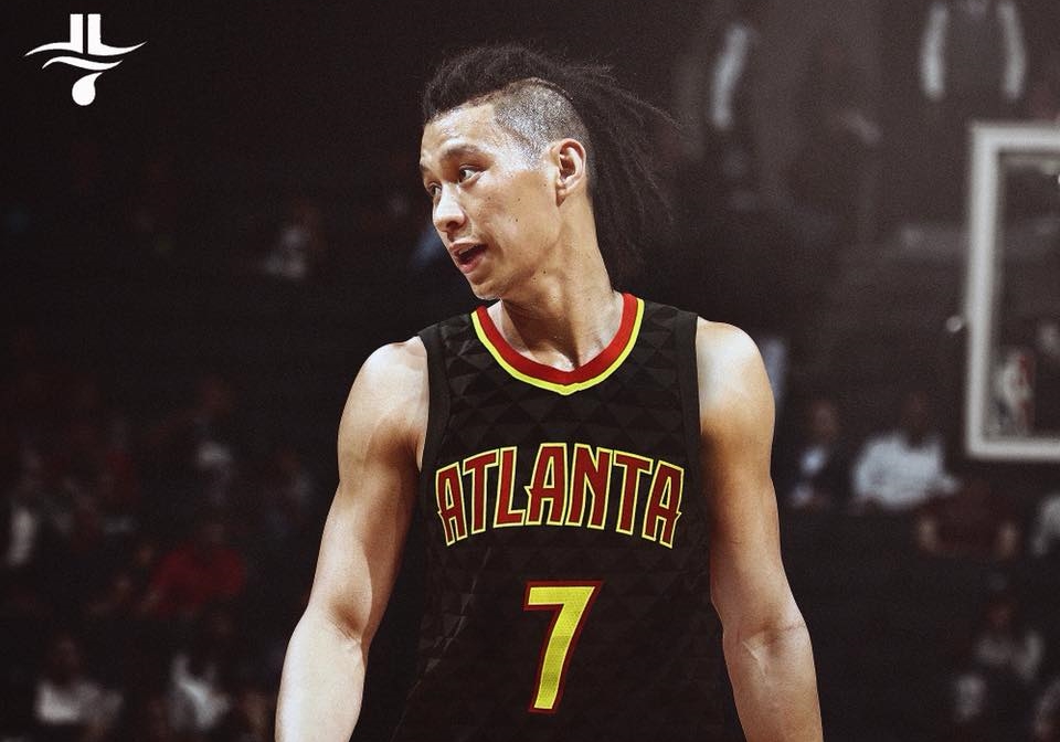 林書豪於IG與FB分別po出新球衣合成照，證實交易到老鷹的傳聞。（翻攝自林書豪粉專）