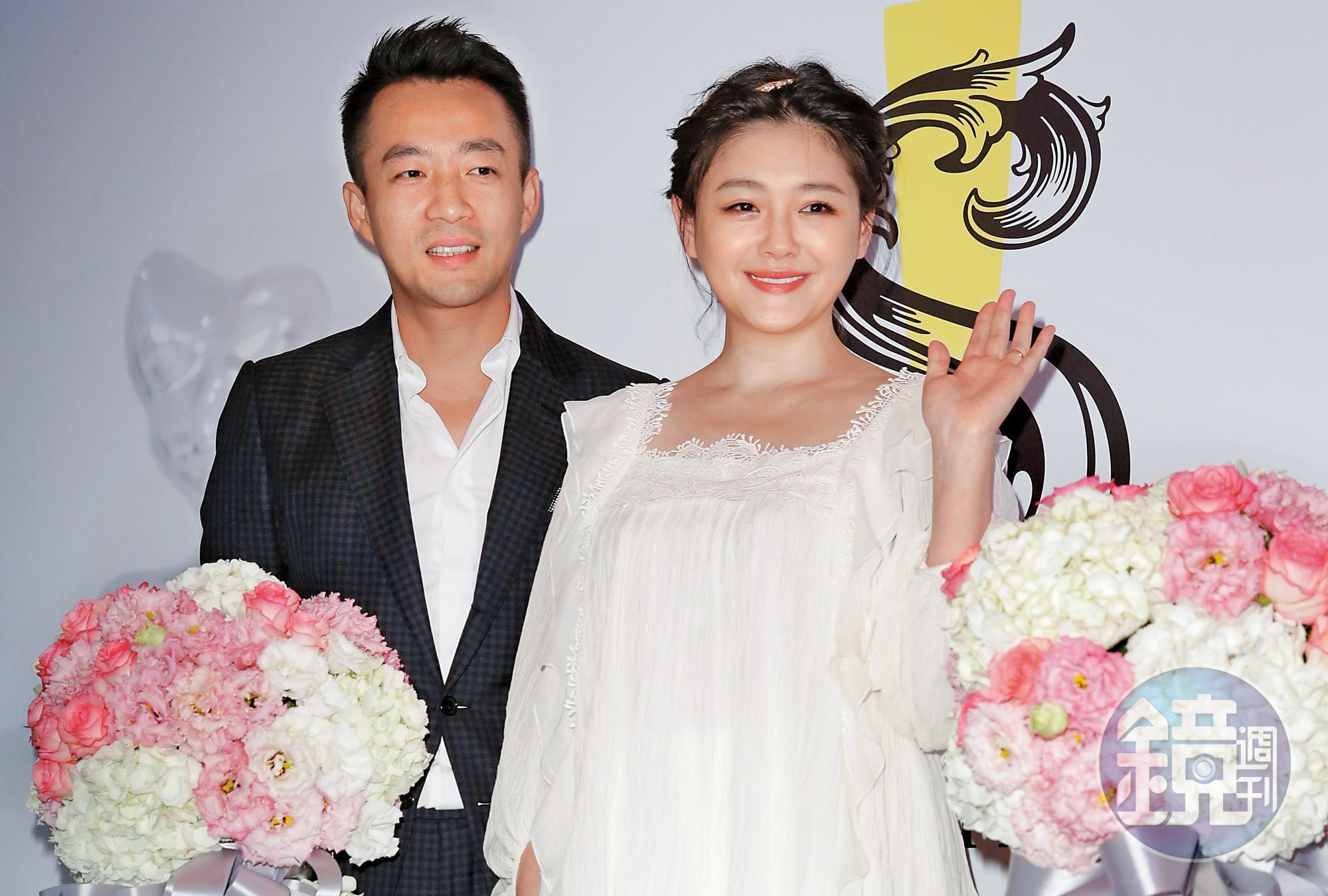 大S生第二胎時宮縮嚴重，並出現缺氧、昏迷的癲癇症狀，產後記憶斷片10天。