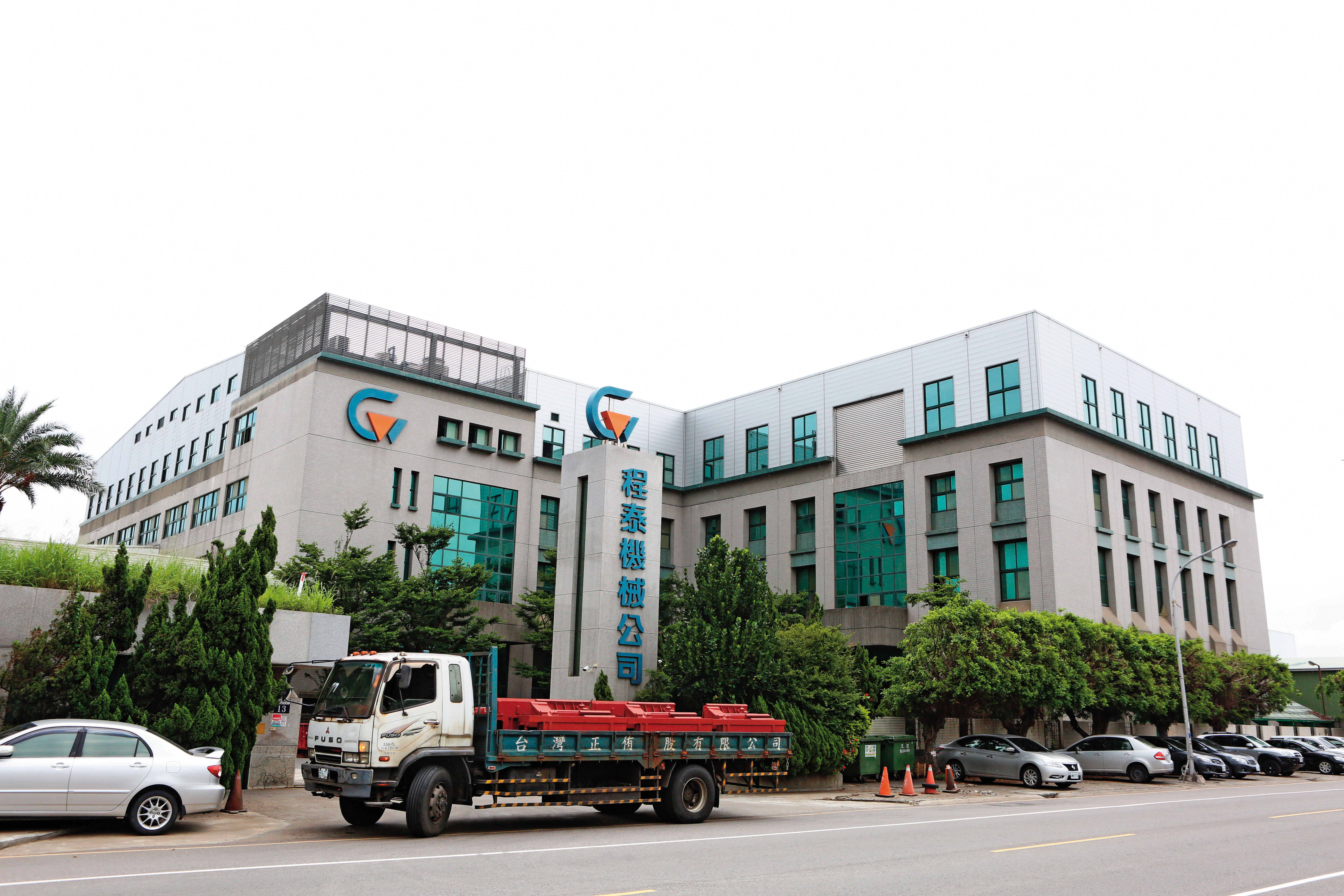 程泰、亞崴2家上市公司市值上千億元,有望躋身全球十大工具機集團。