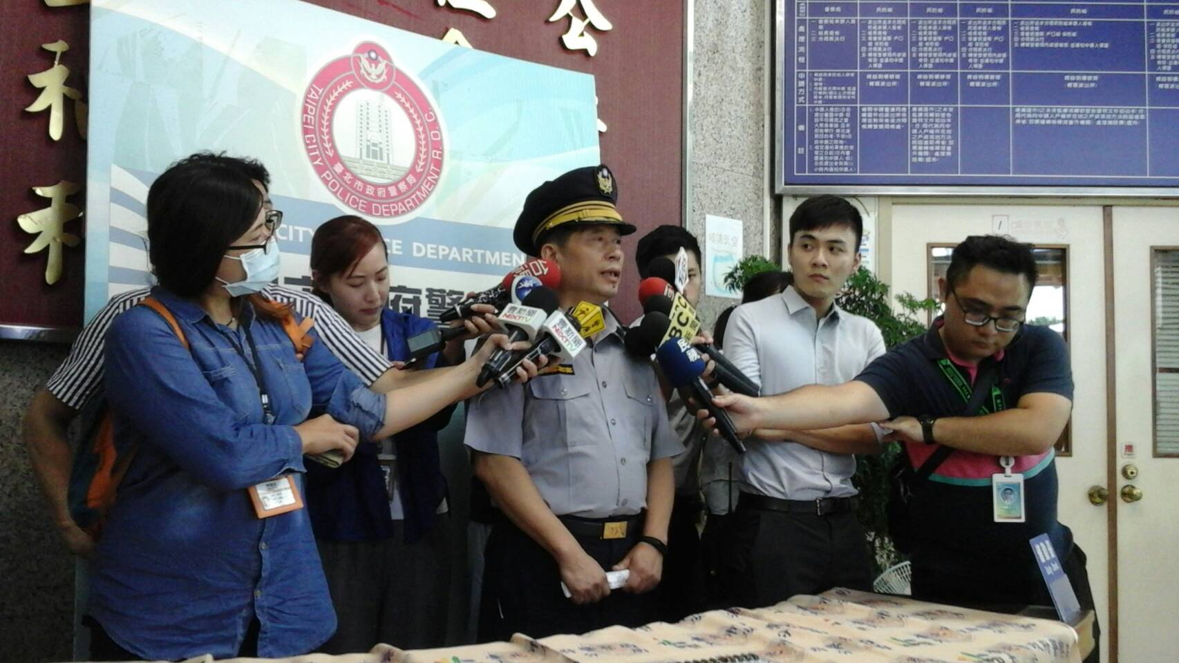 大安分局副分局長黃國珍表示目前已查緝2名犯嫌到案。 (警方提供)