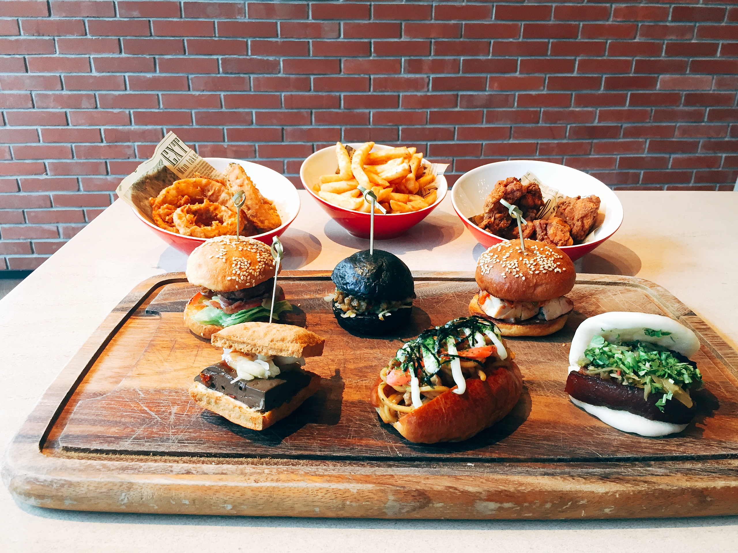 6款鹹口味漢堡，一次集合台中韓日泰元素。