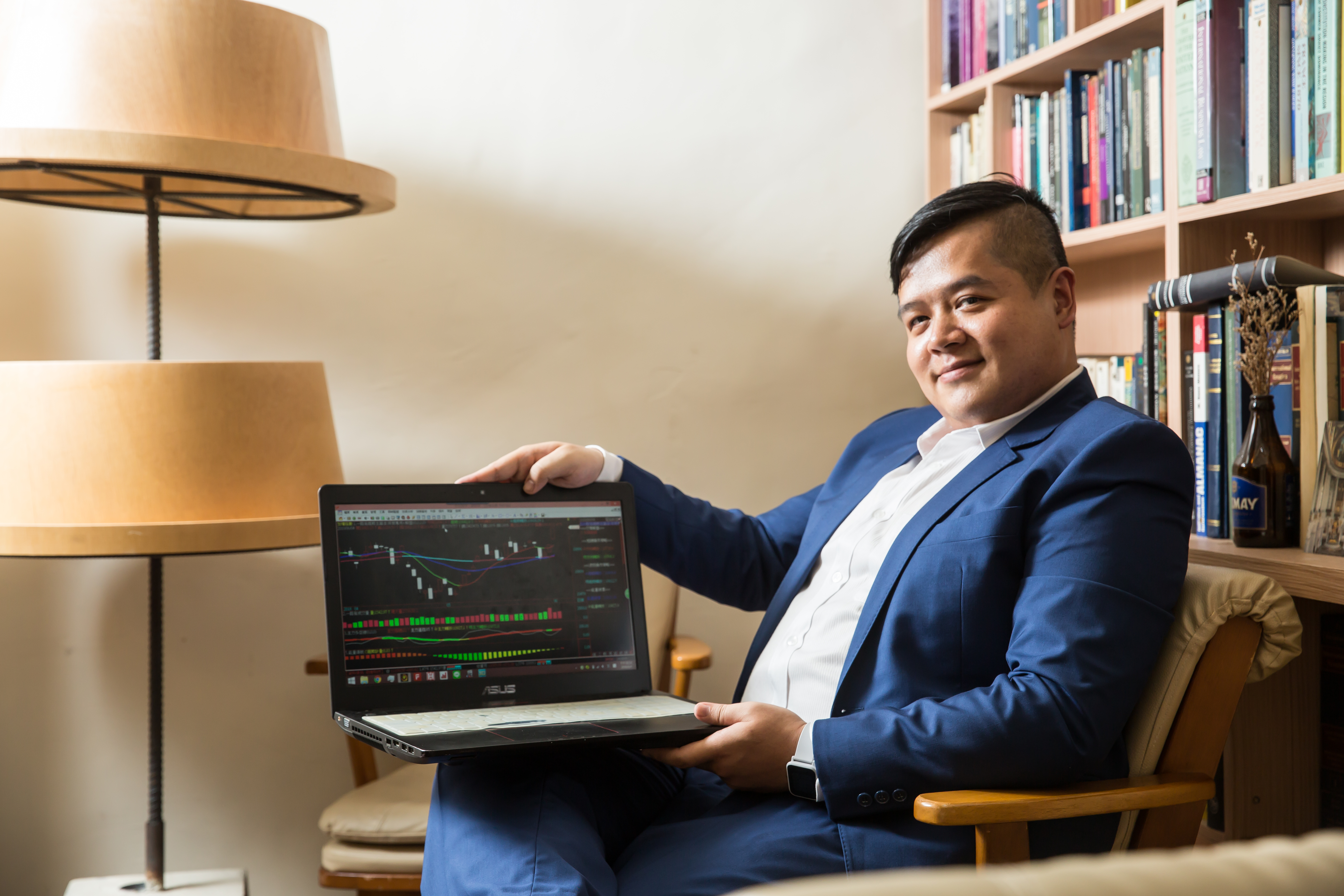 彭貝爾認為，在所有技術型態中，V形反轉是相當重要的起漲訊號。