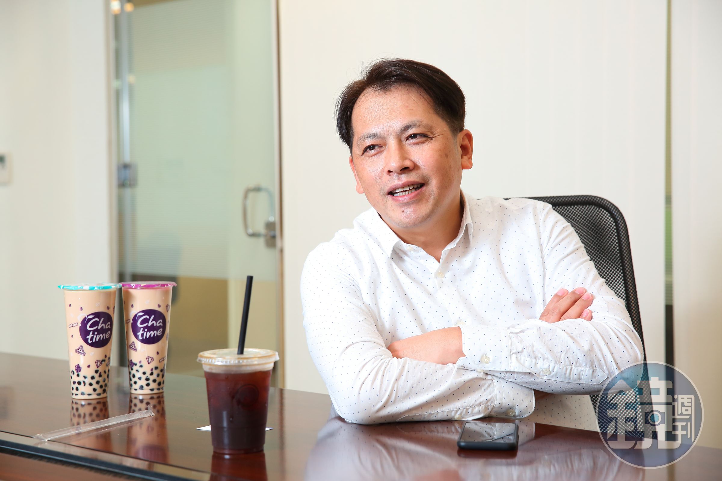 回想前進上海慘跌那一役，王耀輝坦然表示「那是一個無底洞，毅然決然結束」。