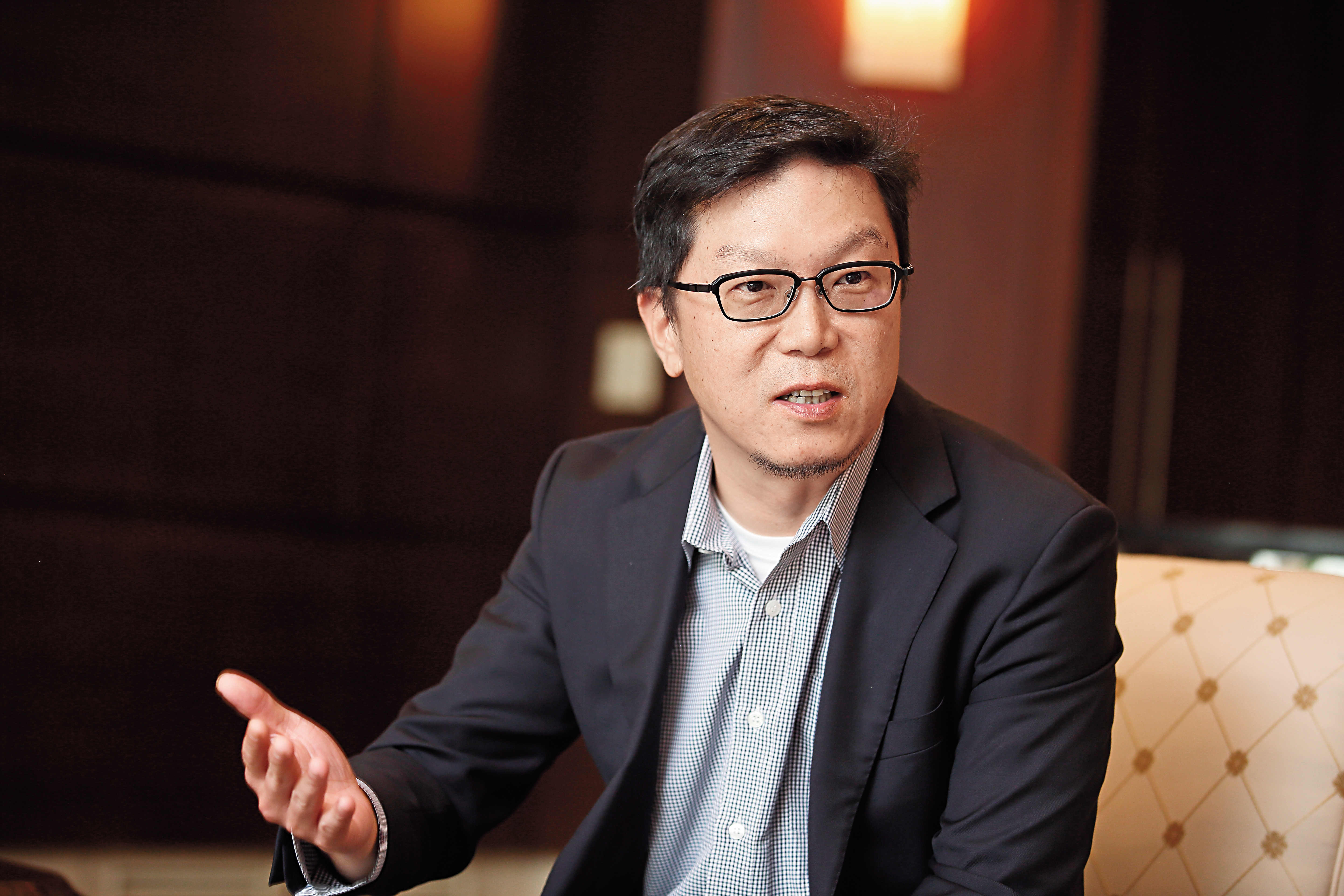 永豐金證券總經理辦公室副總經理蔡隆裕強調,一定要學會投資, 把錢擺在定存才是最大的風險。