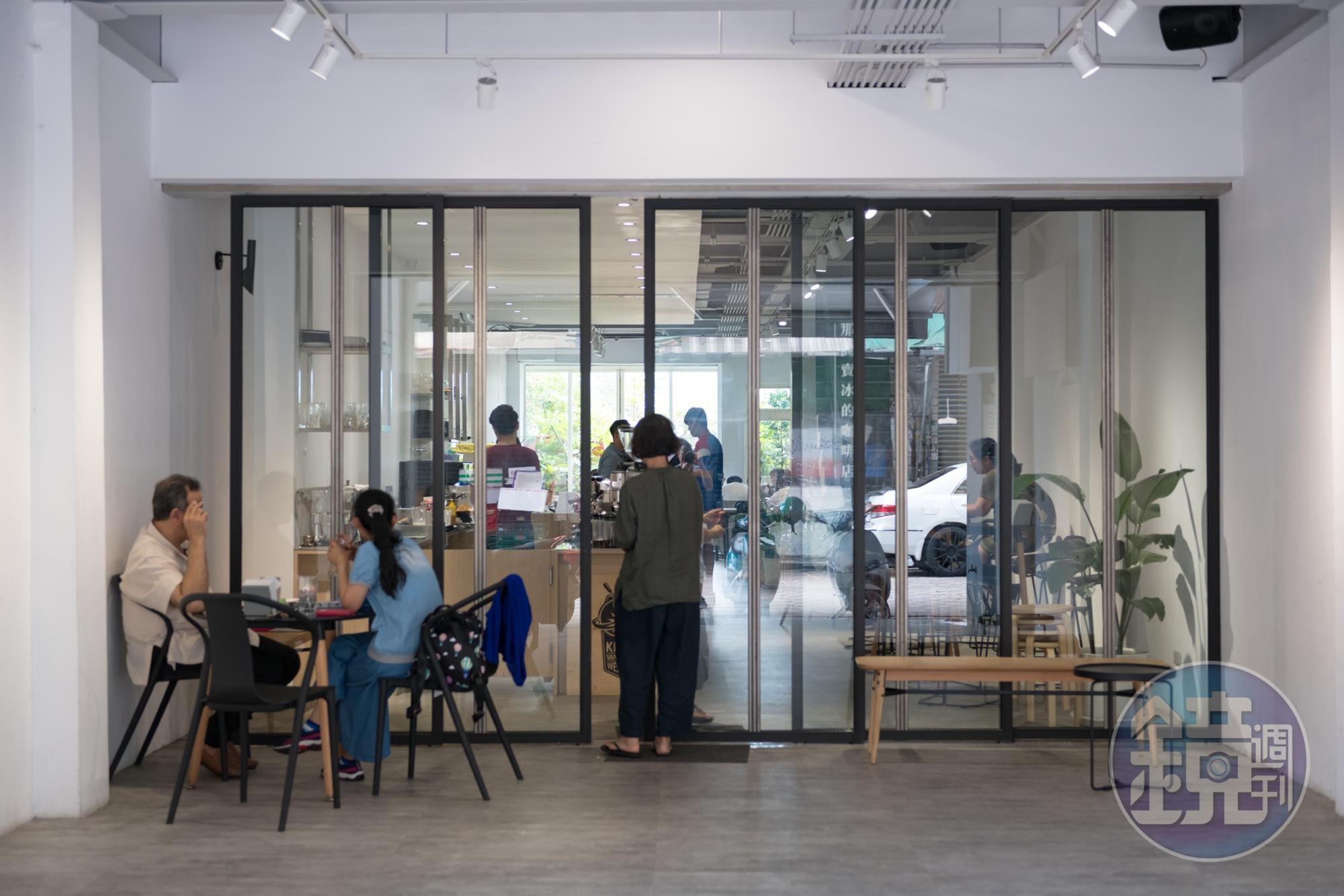 「那間賣冰的咖啡店」開在林口老街裡。