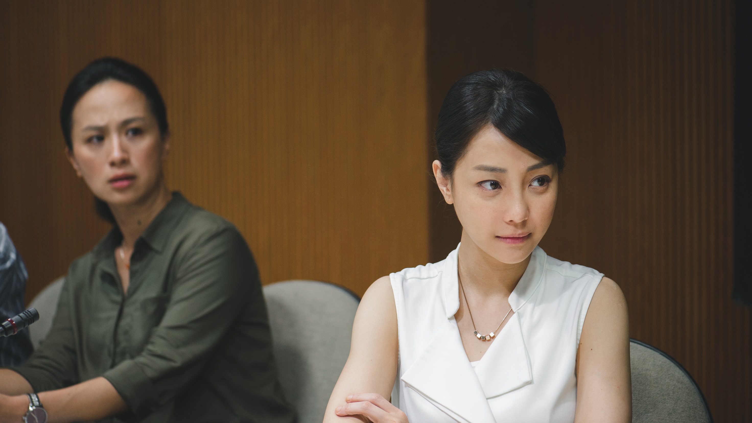 黃采儀與謝欣穎在電影中較勁。（威視提供）