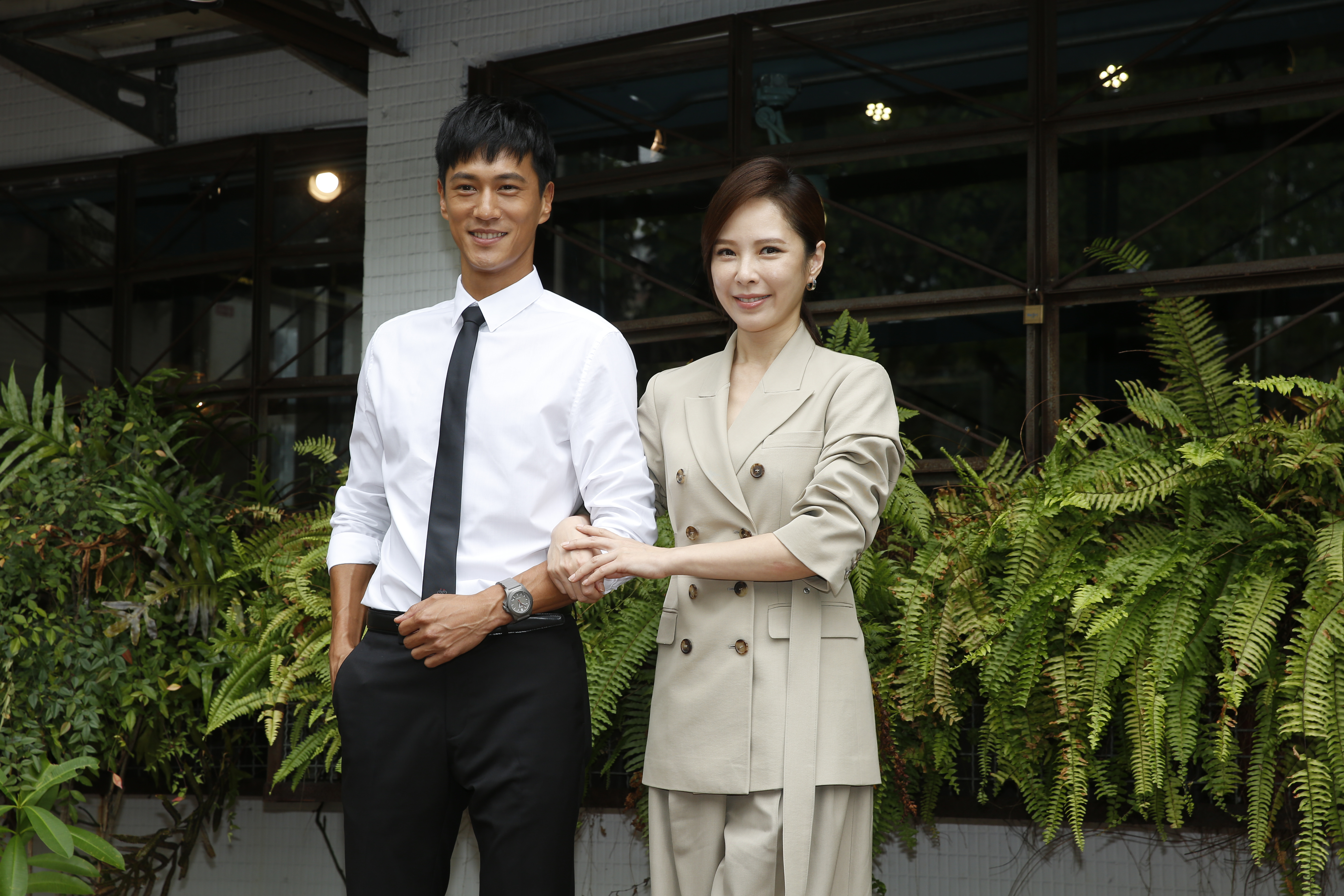 戲劇《最佳利益》今(23)日舉辦媒體茶敘,男、女主角天心、鍾承翰一同出席。