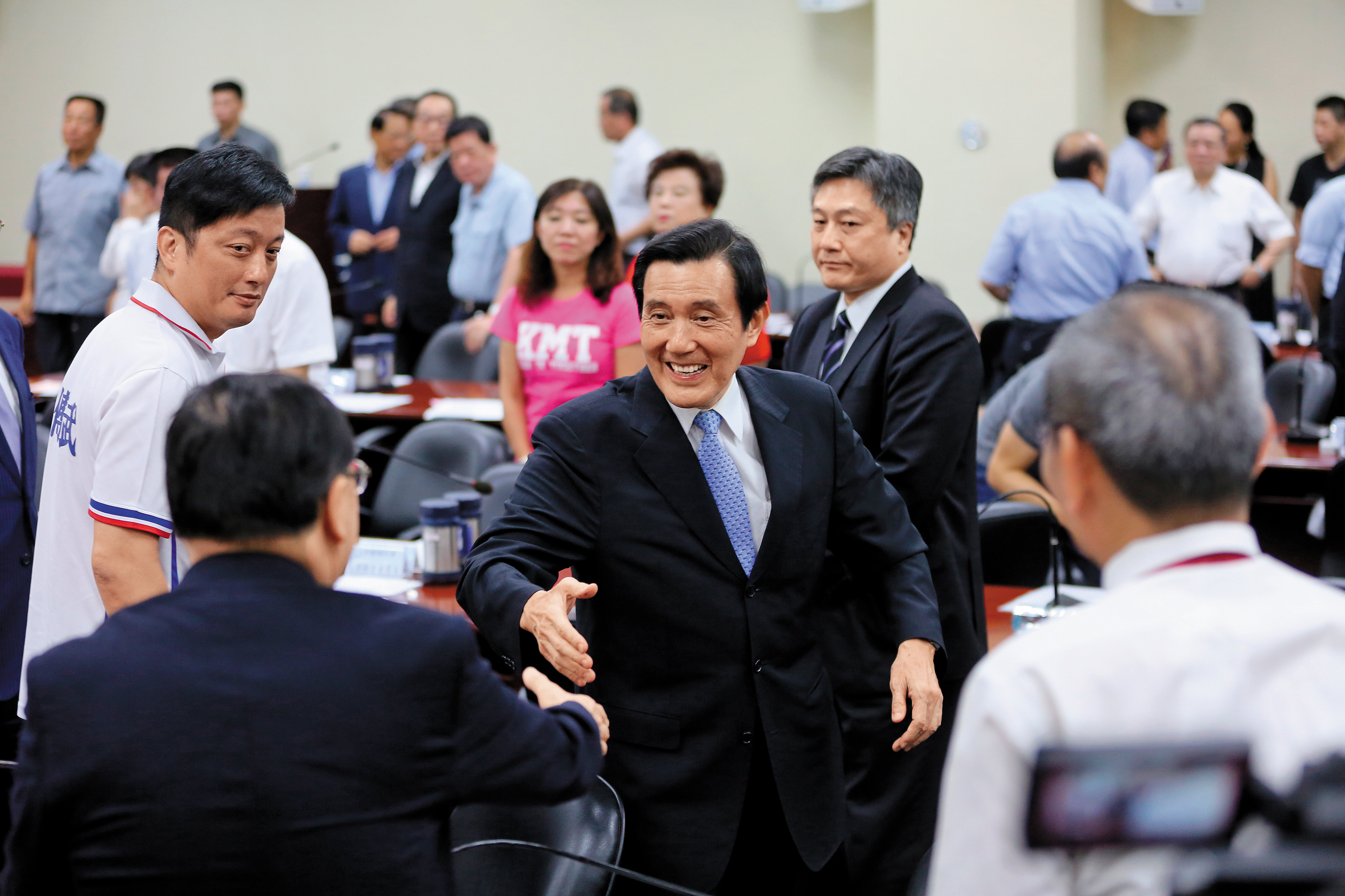 前總統馬英九18日到國民黨中常會說明三中案，多位中常委登記發言力挺馬清白。