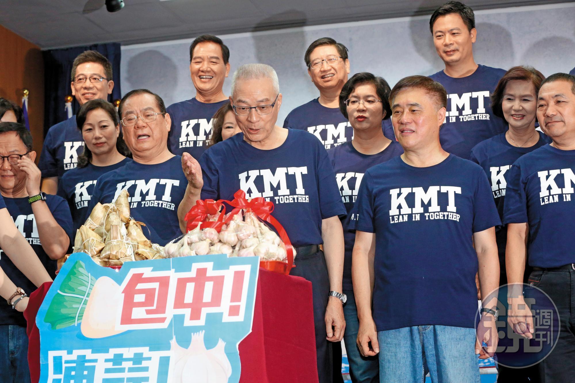 年底選戰將屆，國民黨依舊是內鬥內行，外鬥外行，從中央到地方，都不知團結為何物。